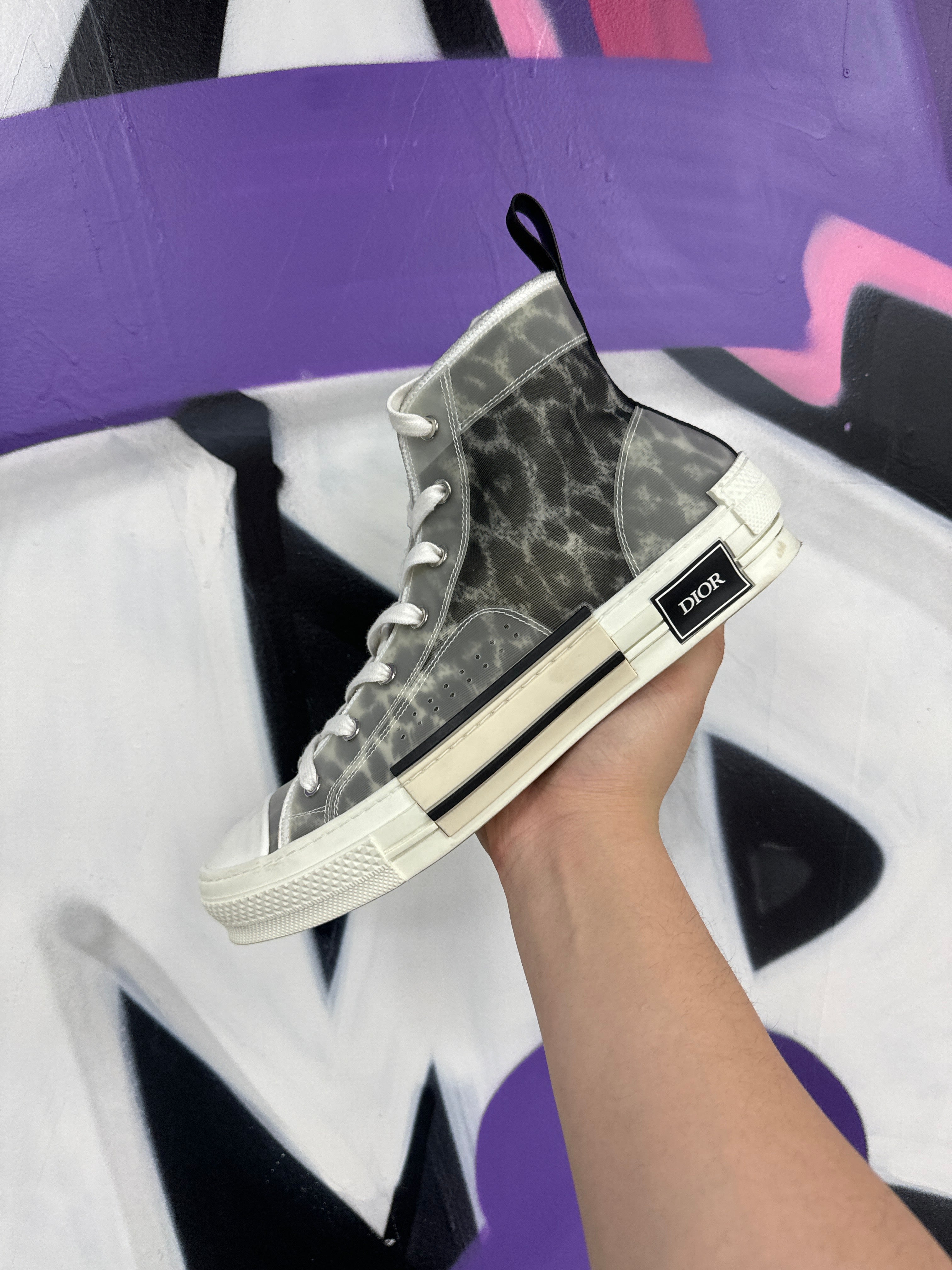 Dior B23 High Top White Black  Used 10 With Box