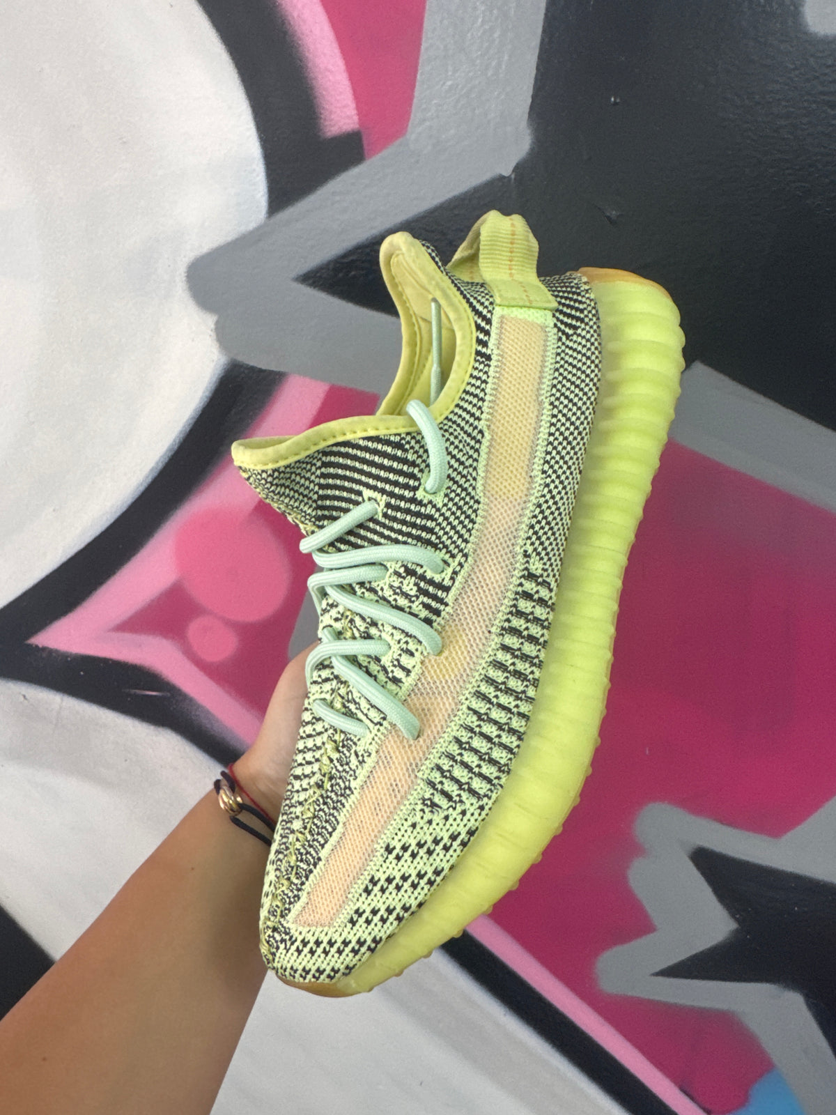 YZY 350 Yeezreel Used With Box