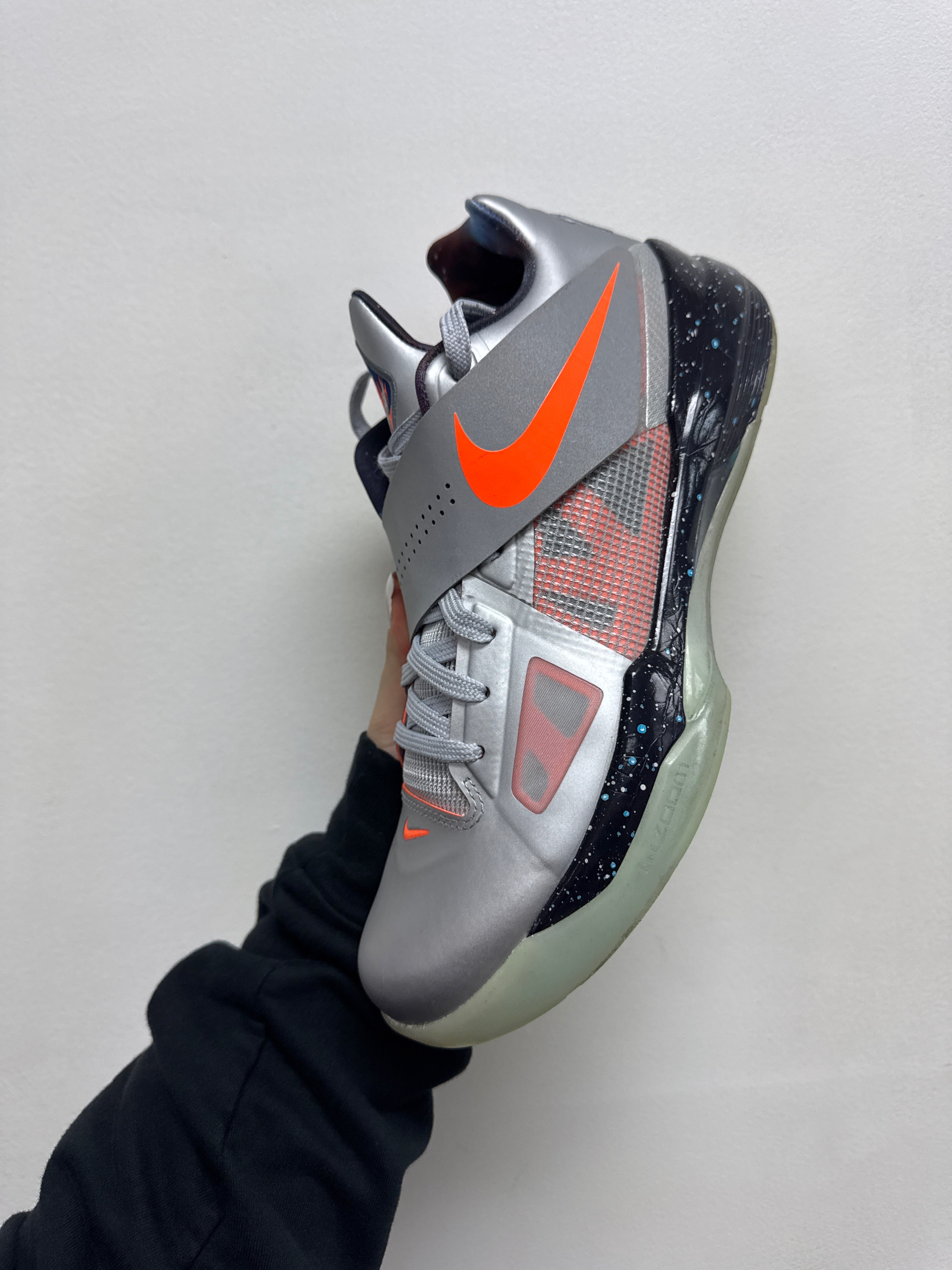 Nike KD 4 Galaxy Sneakers