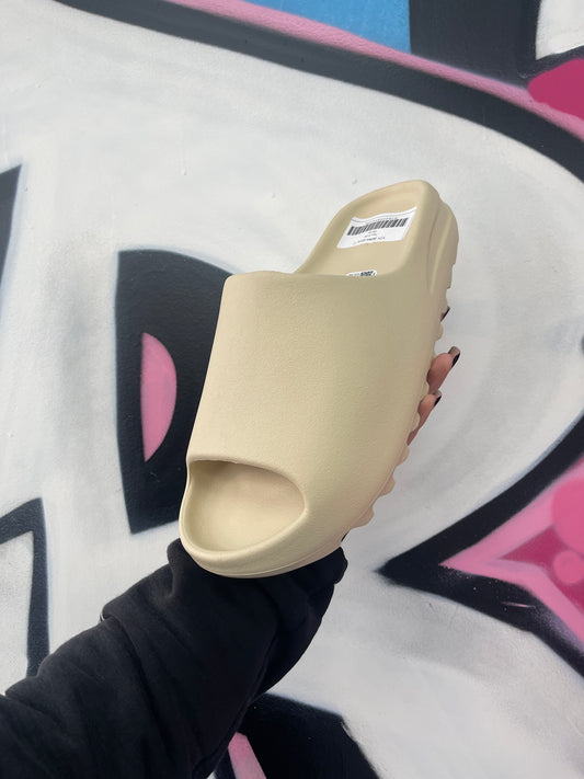 YZY Slides Bone New 10 With Box