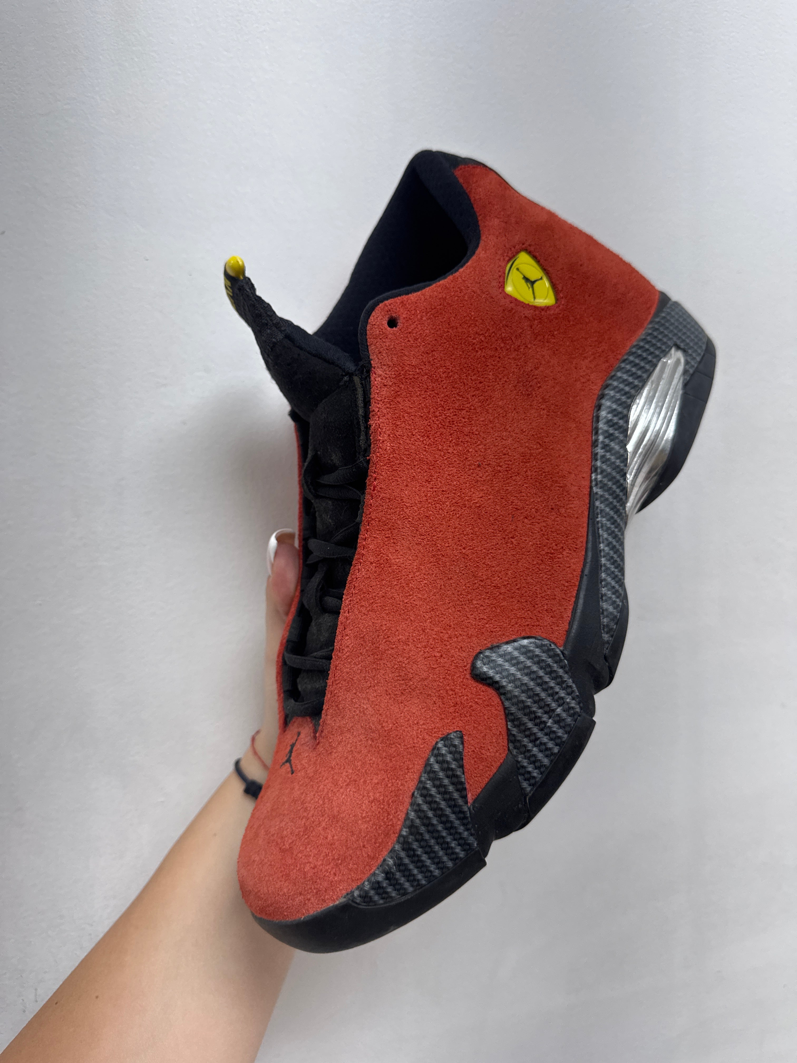 Jordan 14 Ferarri (2014) Sneakers