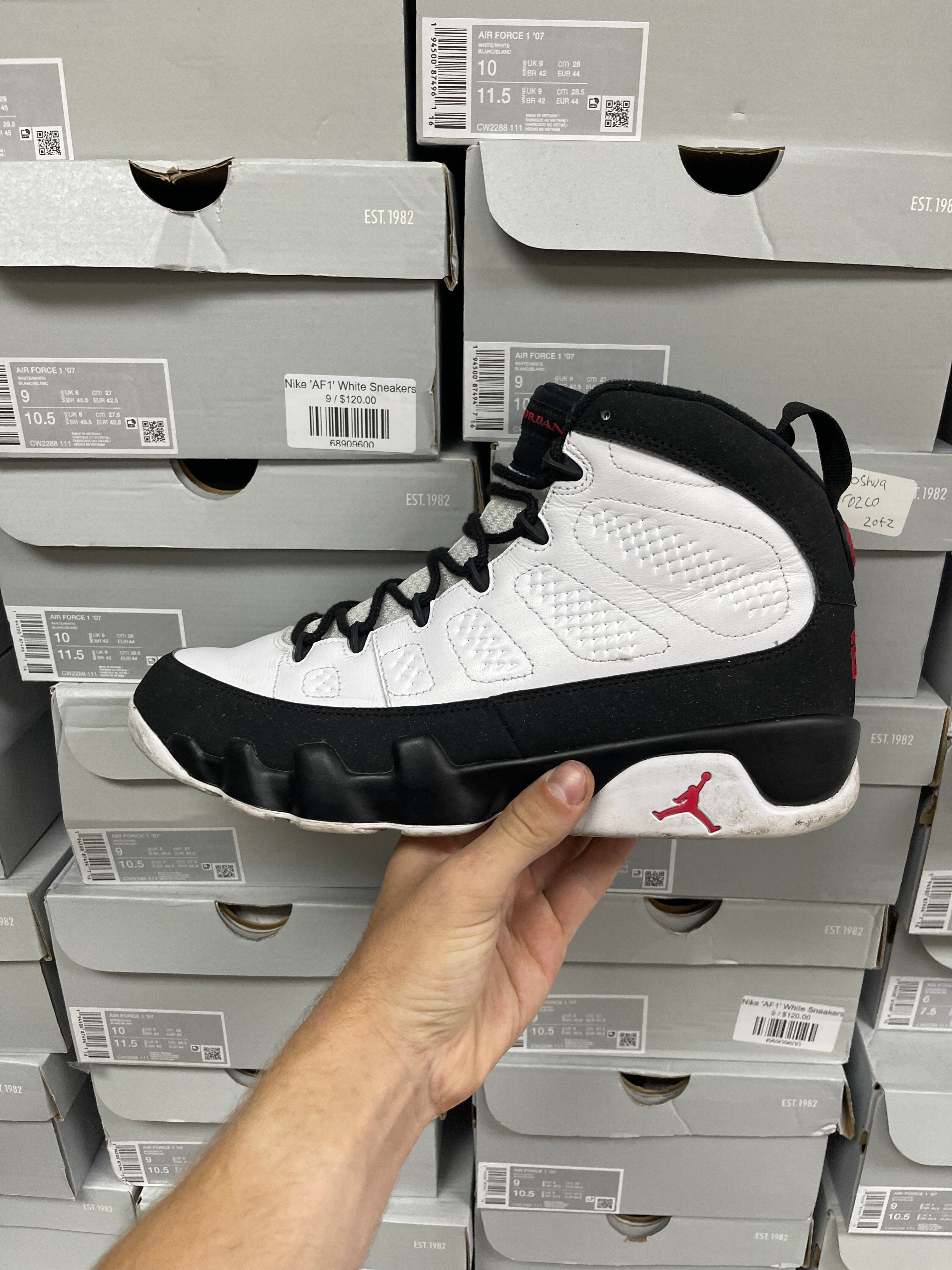 Jordan 9 Black OG Sneakers