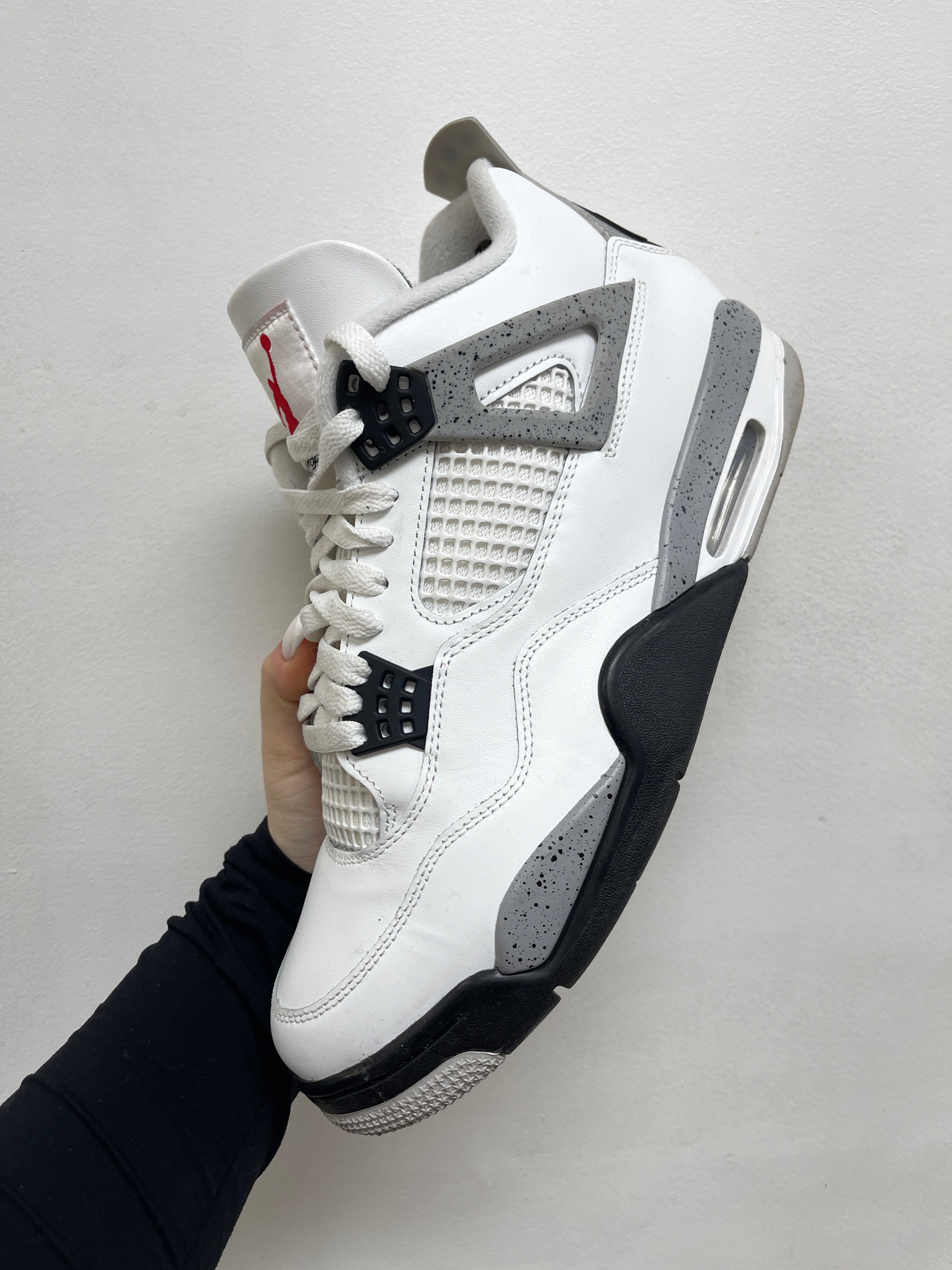 Jordan 4 White Cement Sneakers