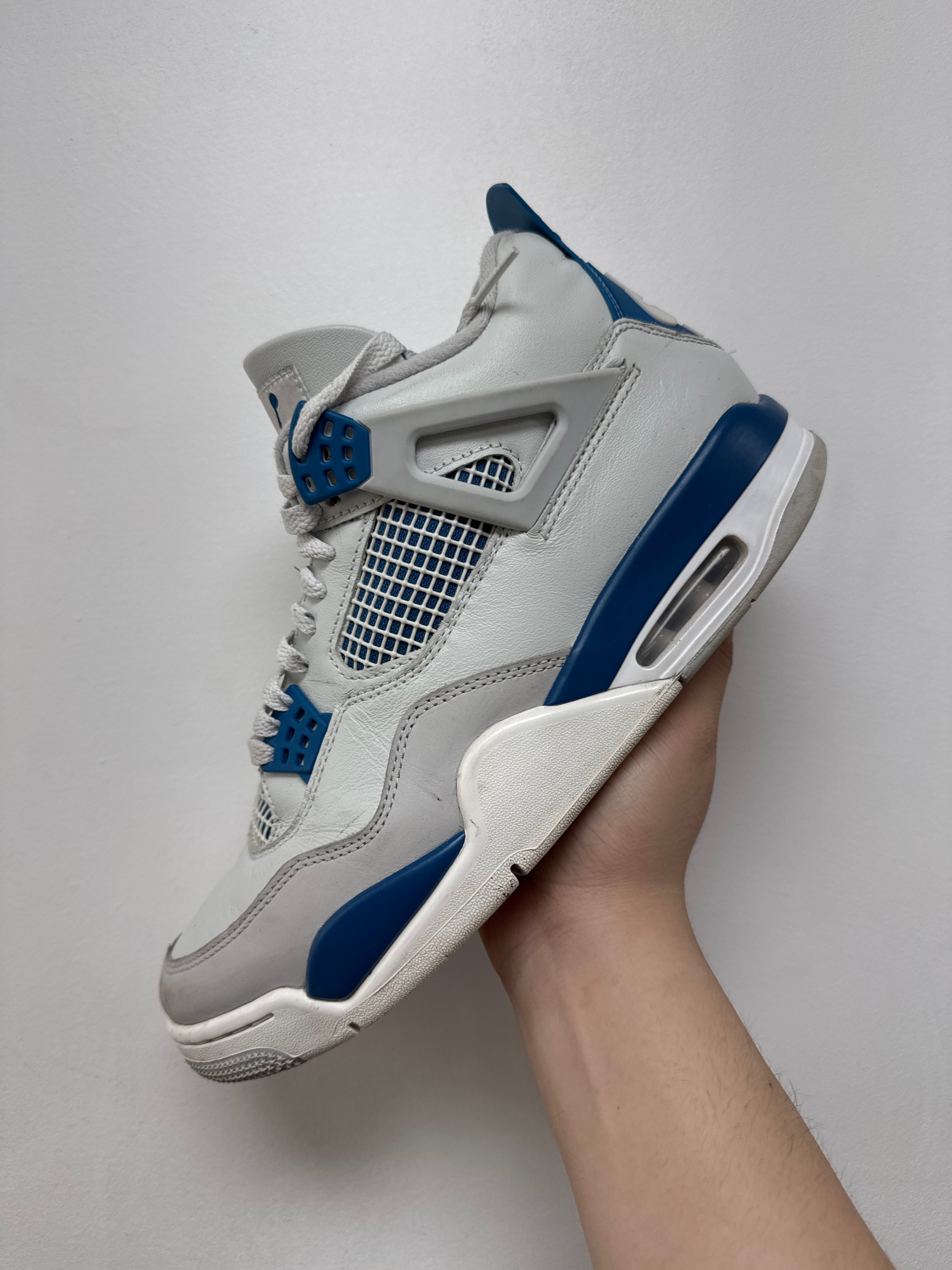 Jordan 4 Military Blue Sneakers