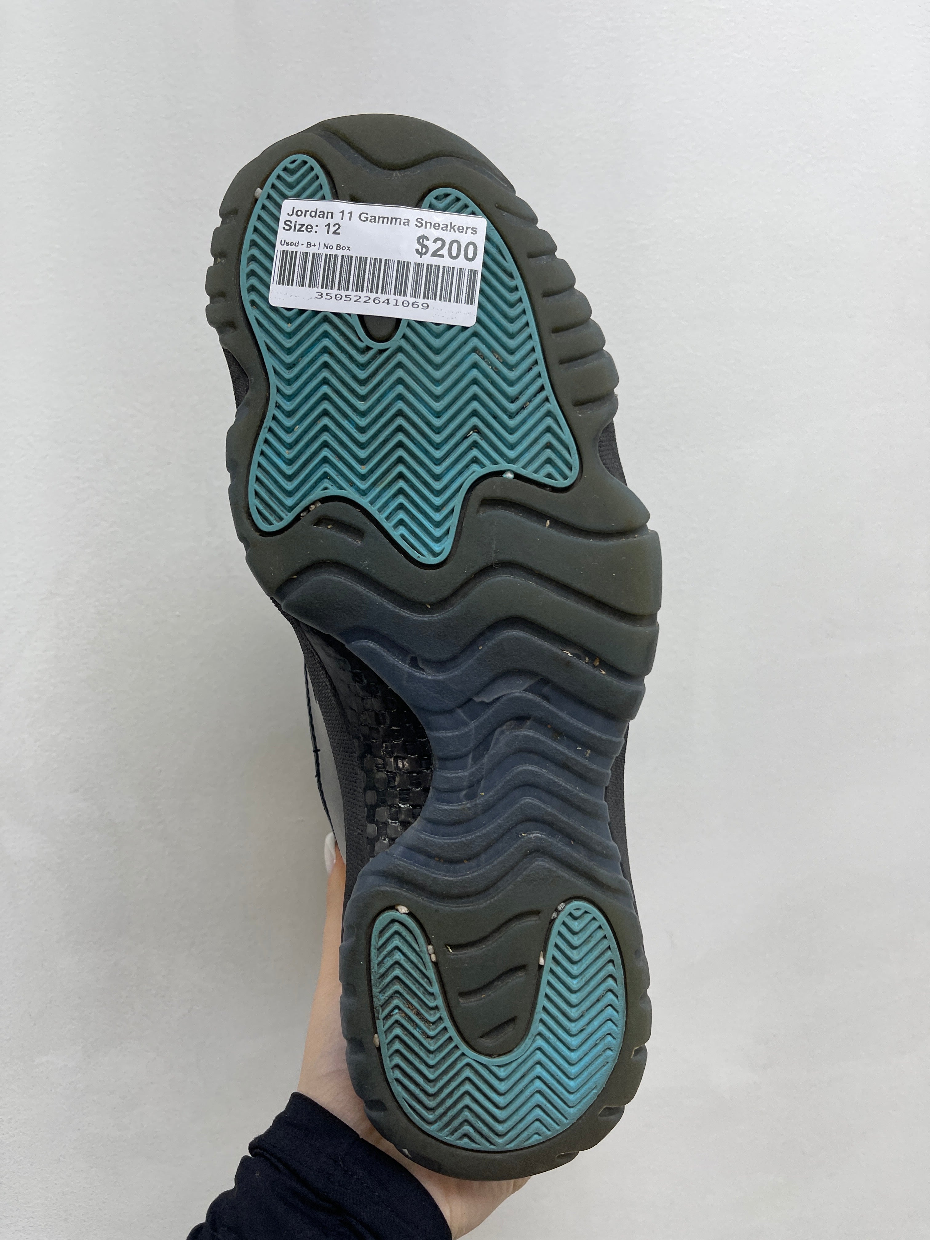 Jordan 11 Gamma Sneakers