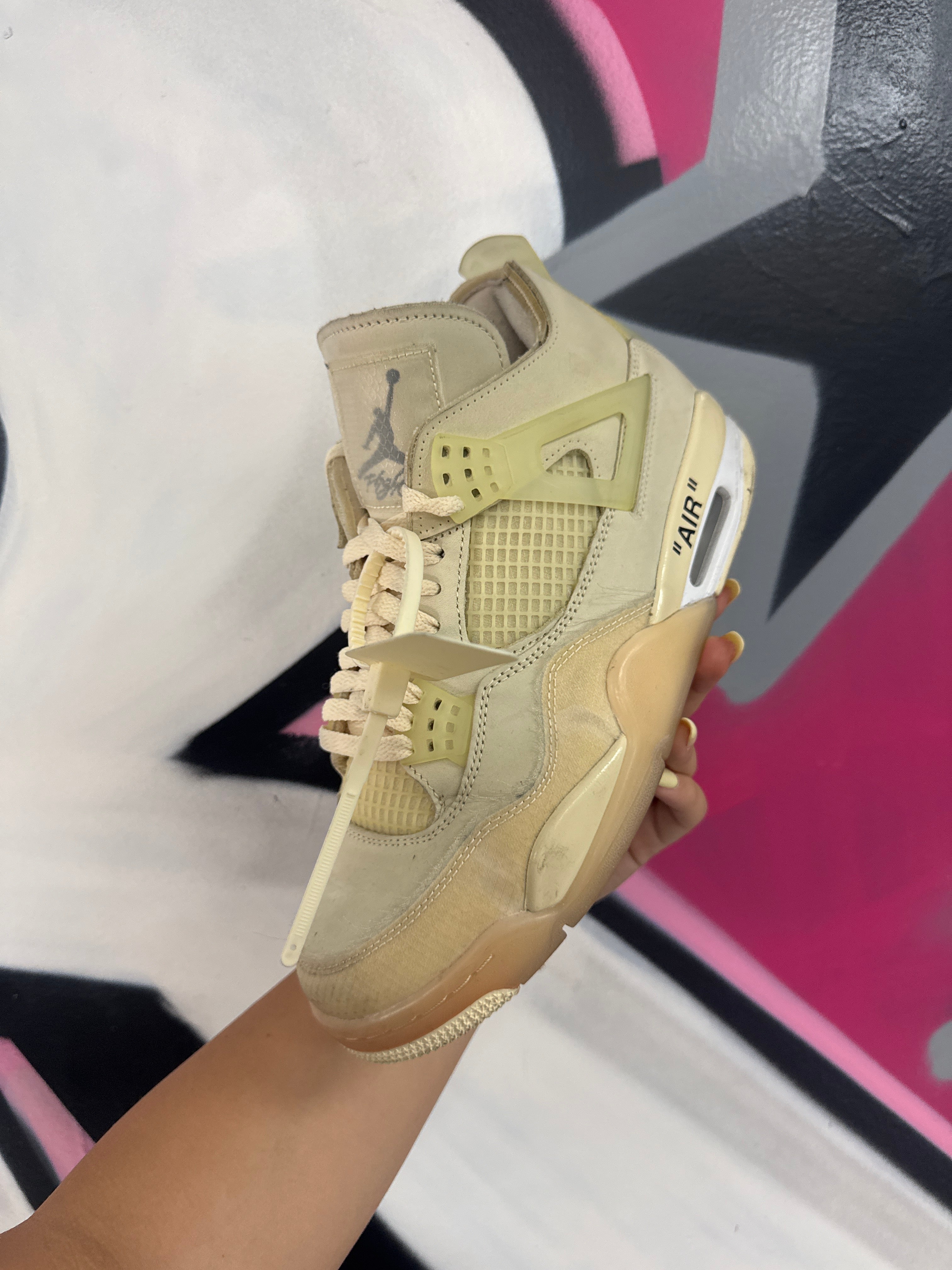 Jordan 4 Off White Used 10W (US 8.5) With Box