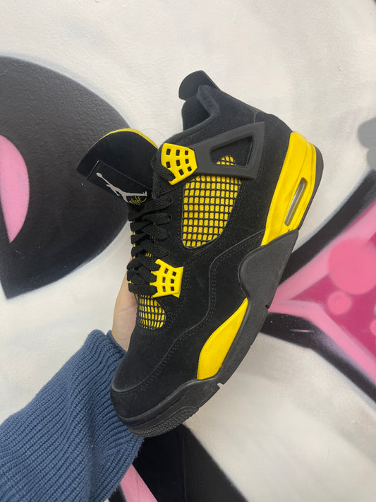 Jordan 4 Yellow Thunder Sneakers