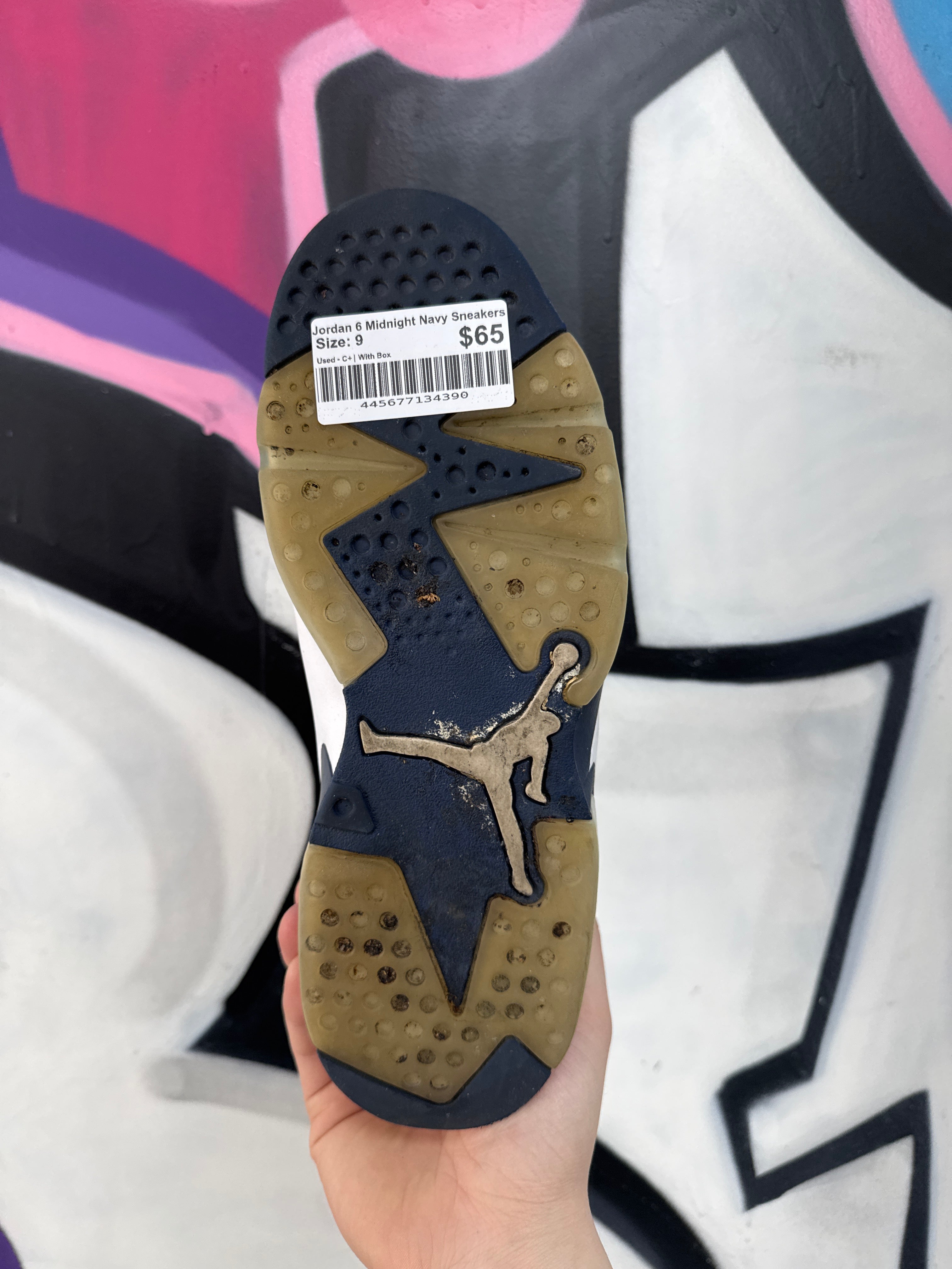 Jordan 6 Midnight Navy Sneakers