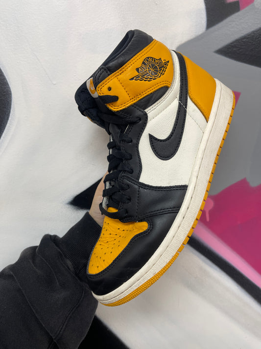 Nike Jordan 1 Taxi Sneaker