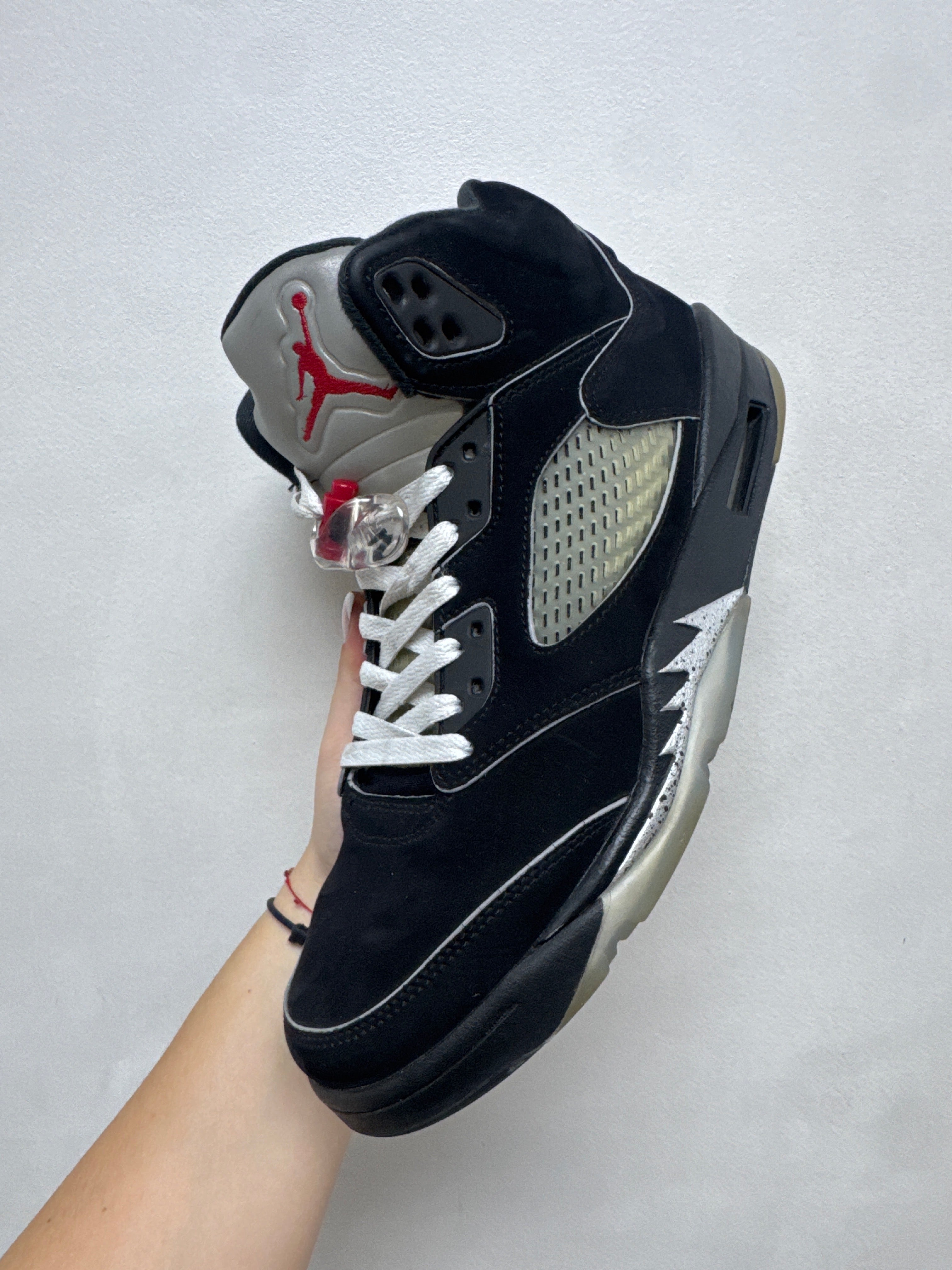 Jordan 5 Black Metallic Sneakers