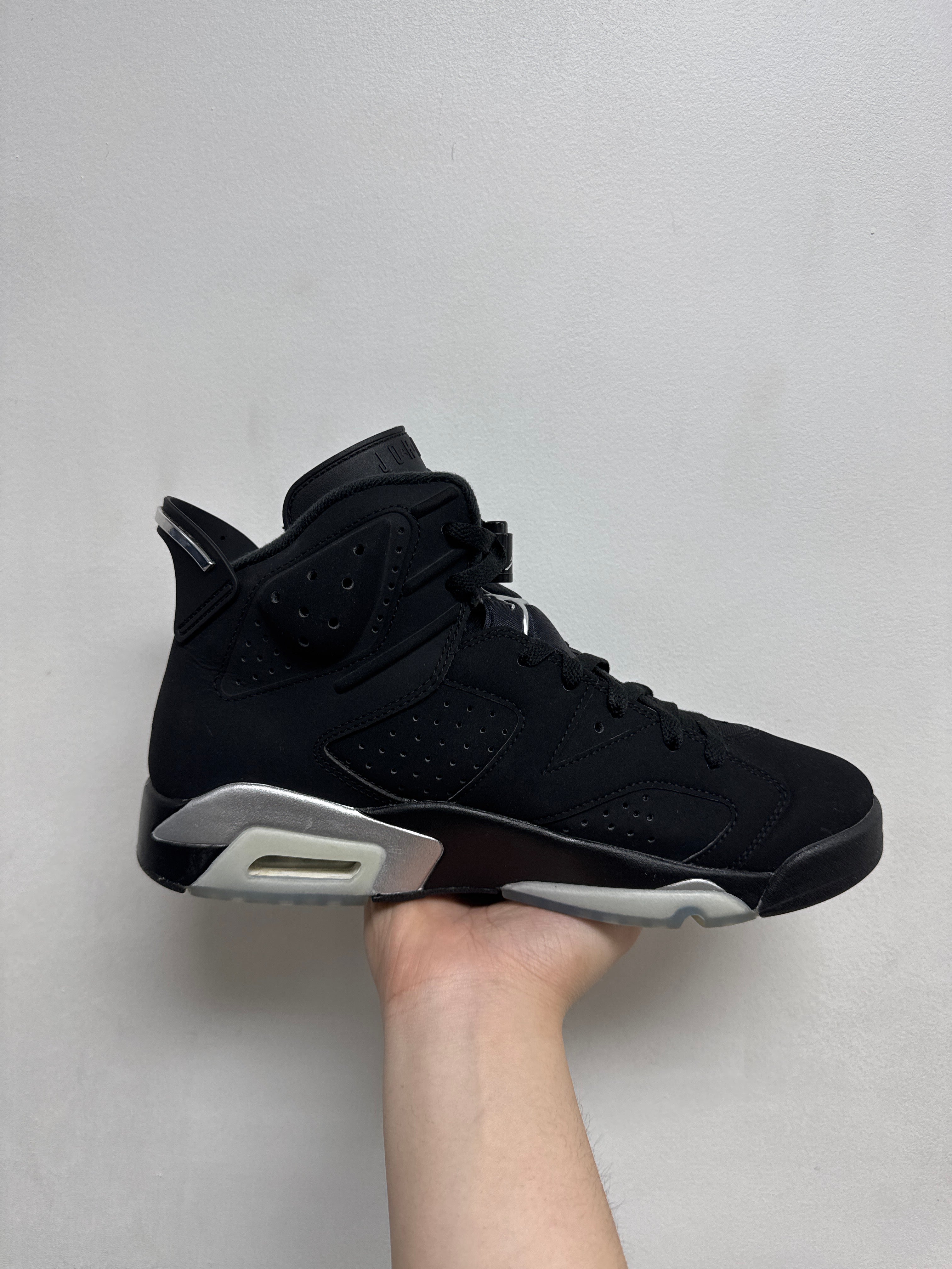 Jordan 6 Chrome Sneakers