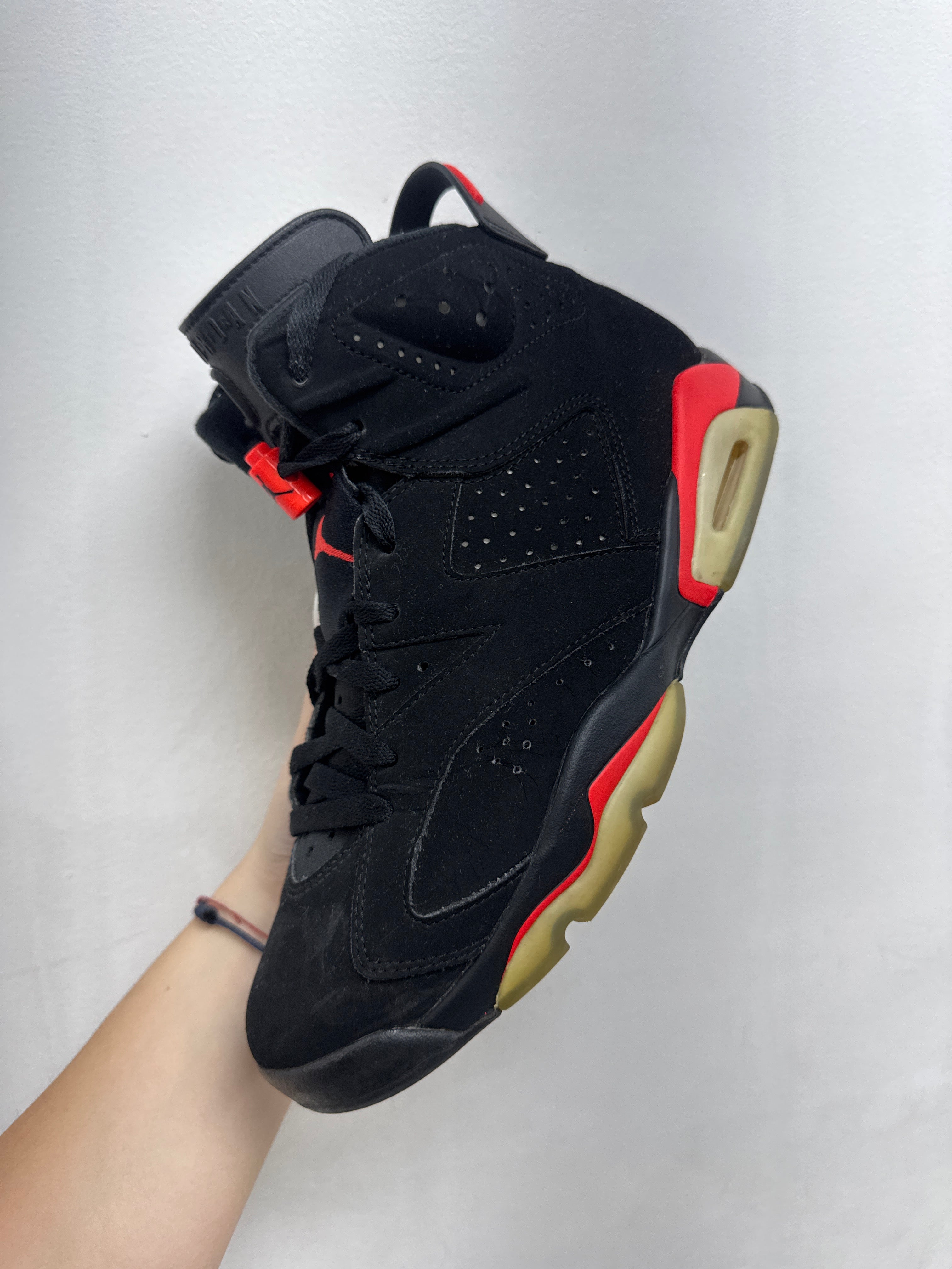 Jordan 6 Infrared Sneakers