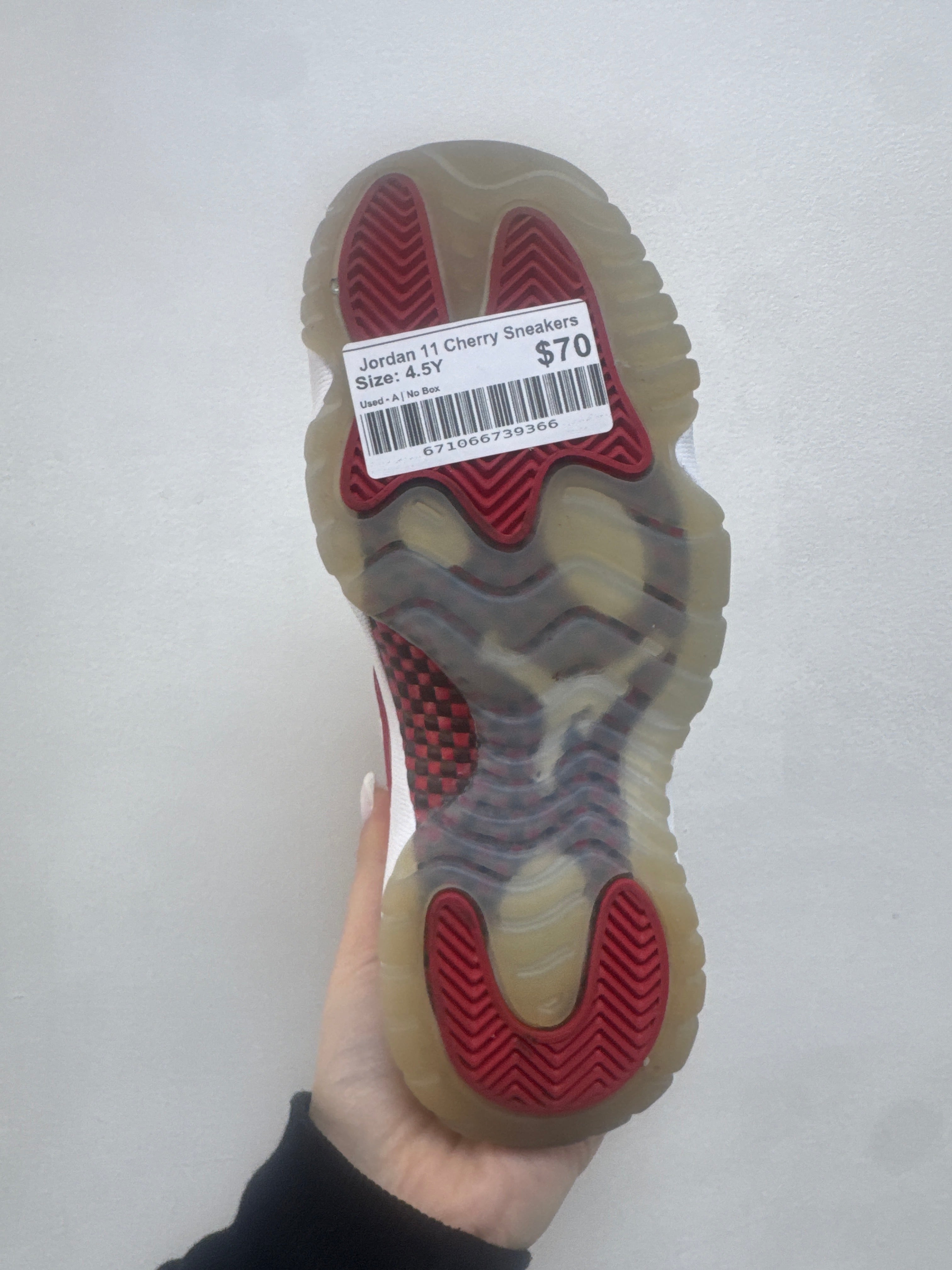 Jordan 11 Cherry Sneakers