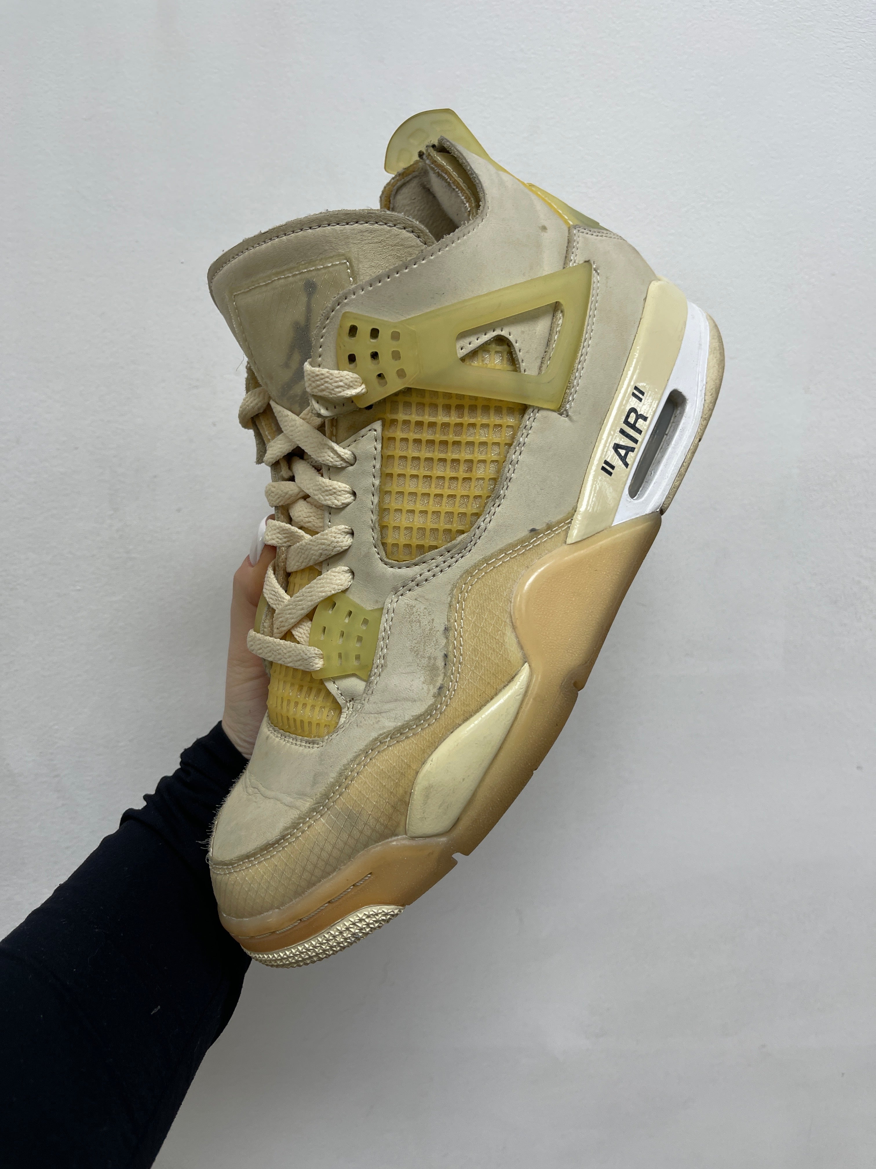 Jordan 4 x Off-White Sail Sneakers