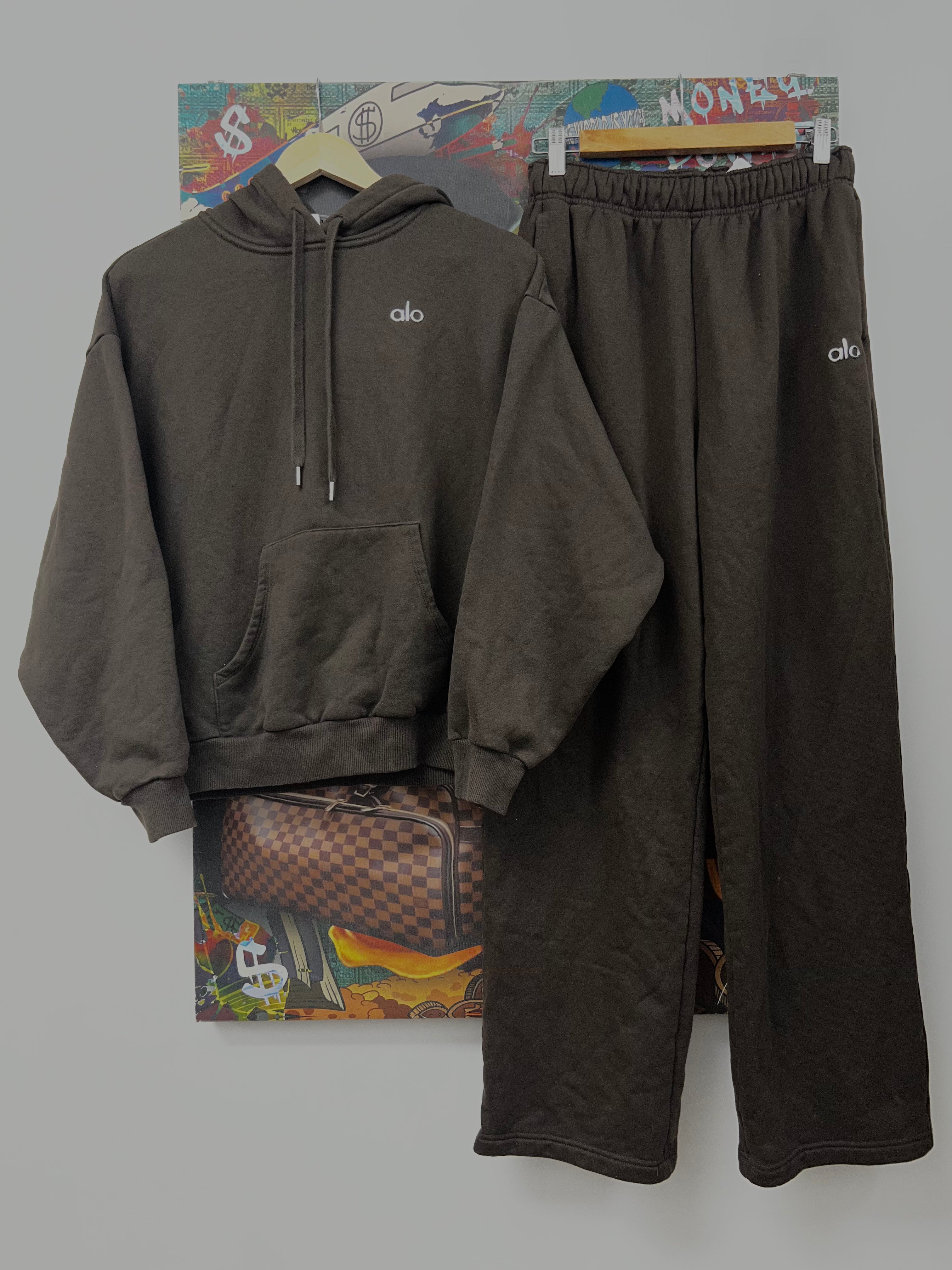ALO Brown Accolade Straight Leg Sweatsuit