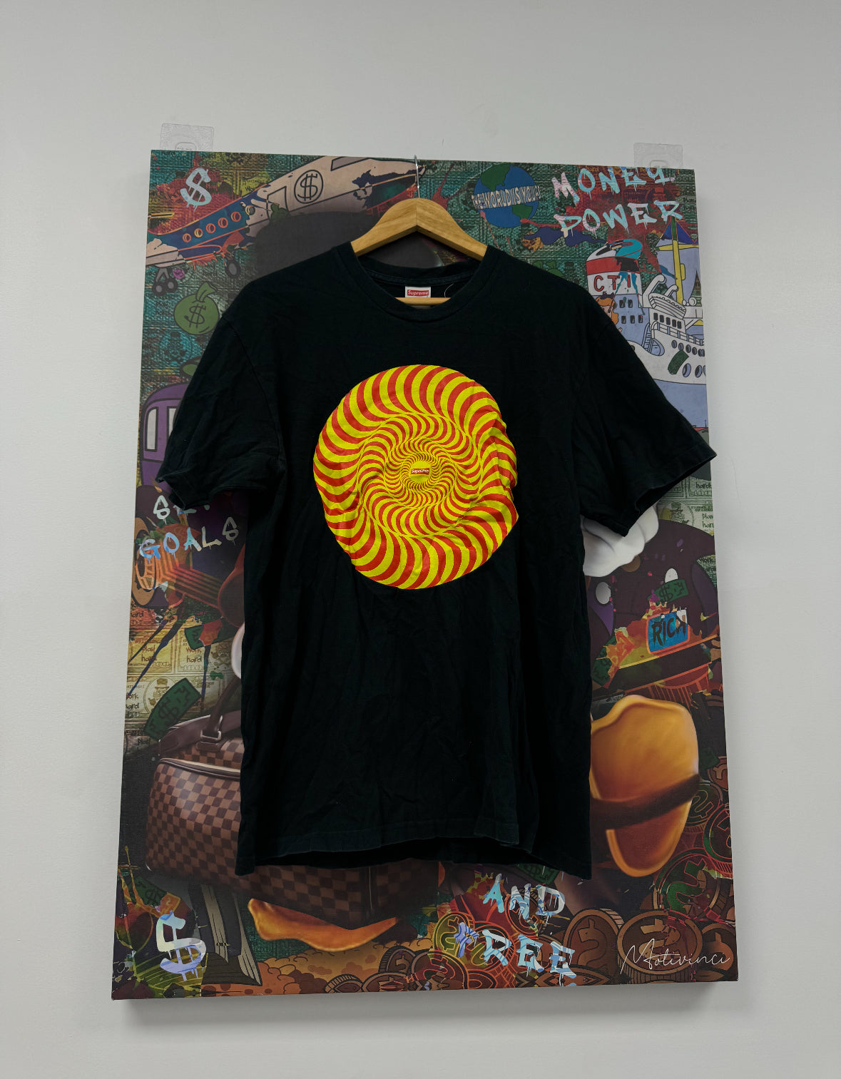 Supreme Circle Tee Yellow Red Used Large