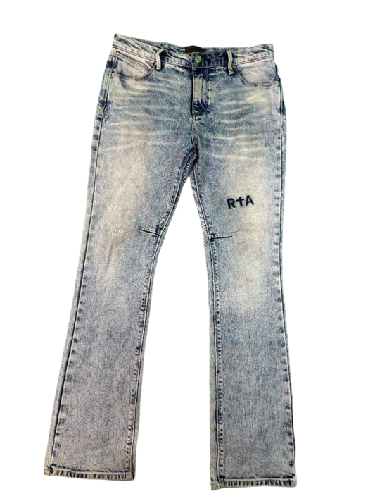 RTA Light Wash Blue Jeans