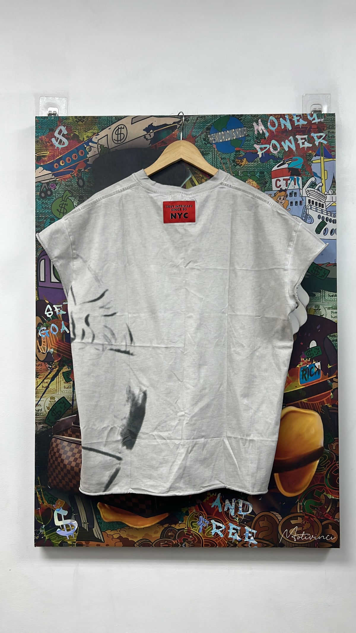 Lost Intricacy White Broken Hearts Sleeveless Tee