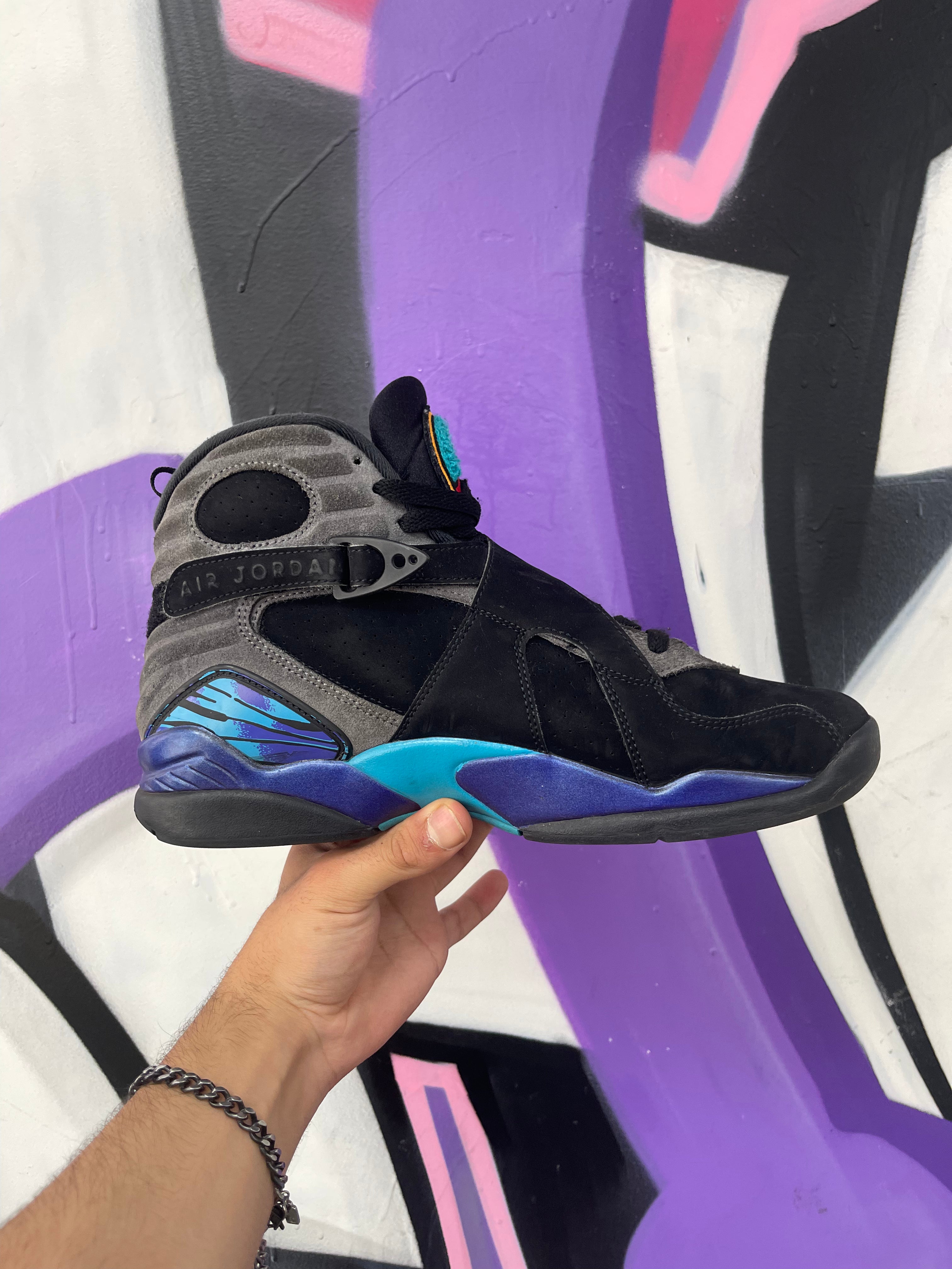 Jordan 8 Aqua Sneakers