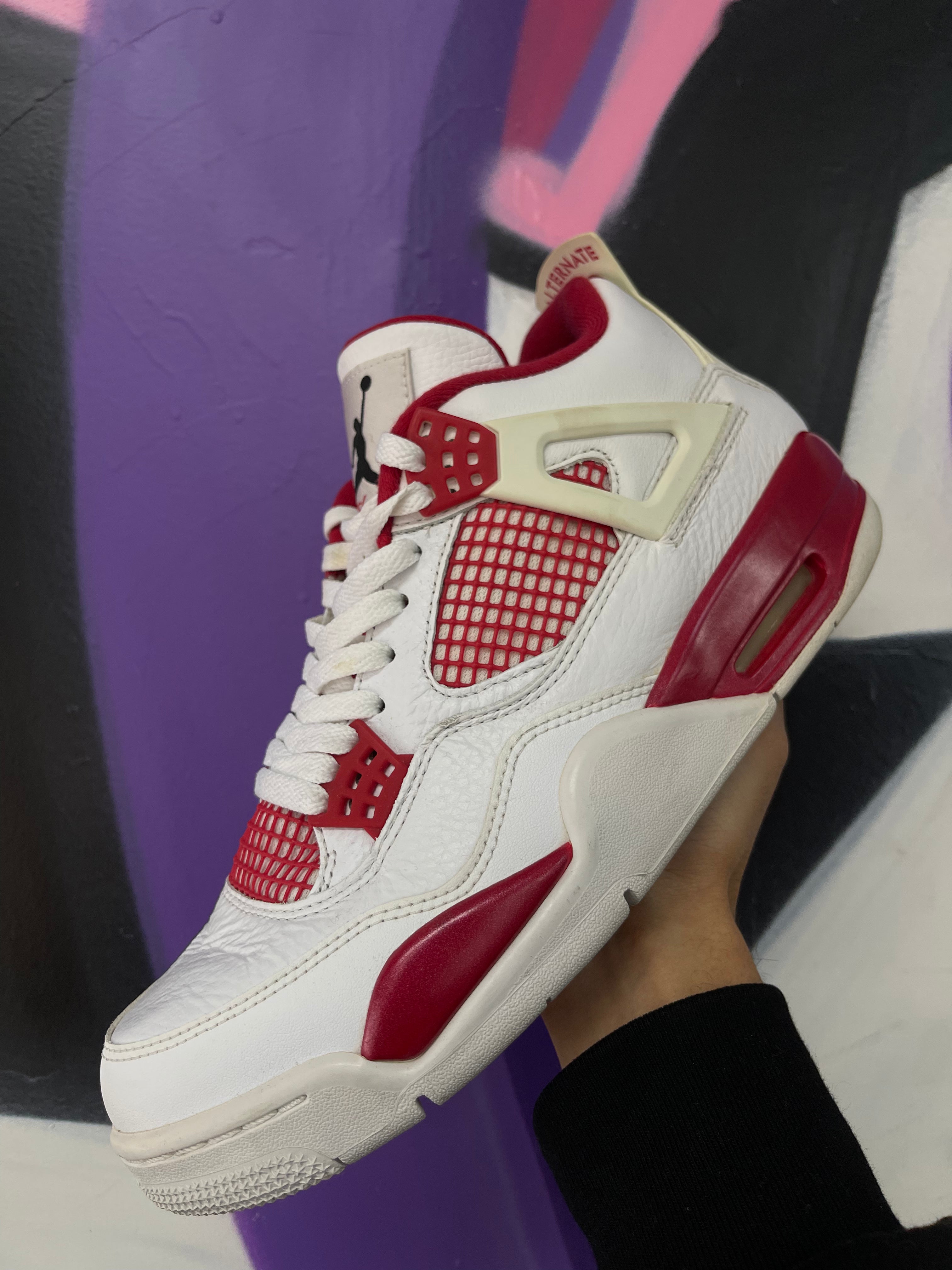 Jordan 4 Alternate Sneaker