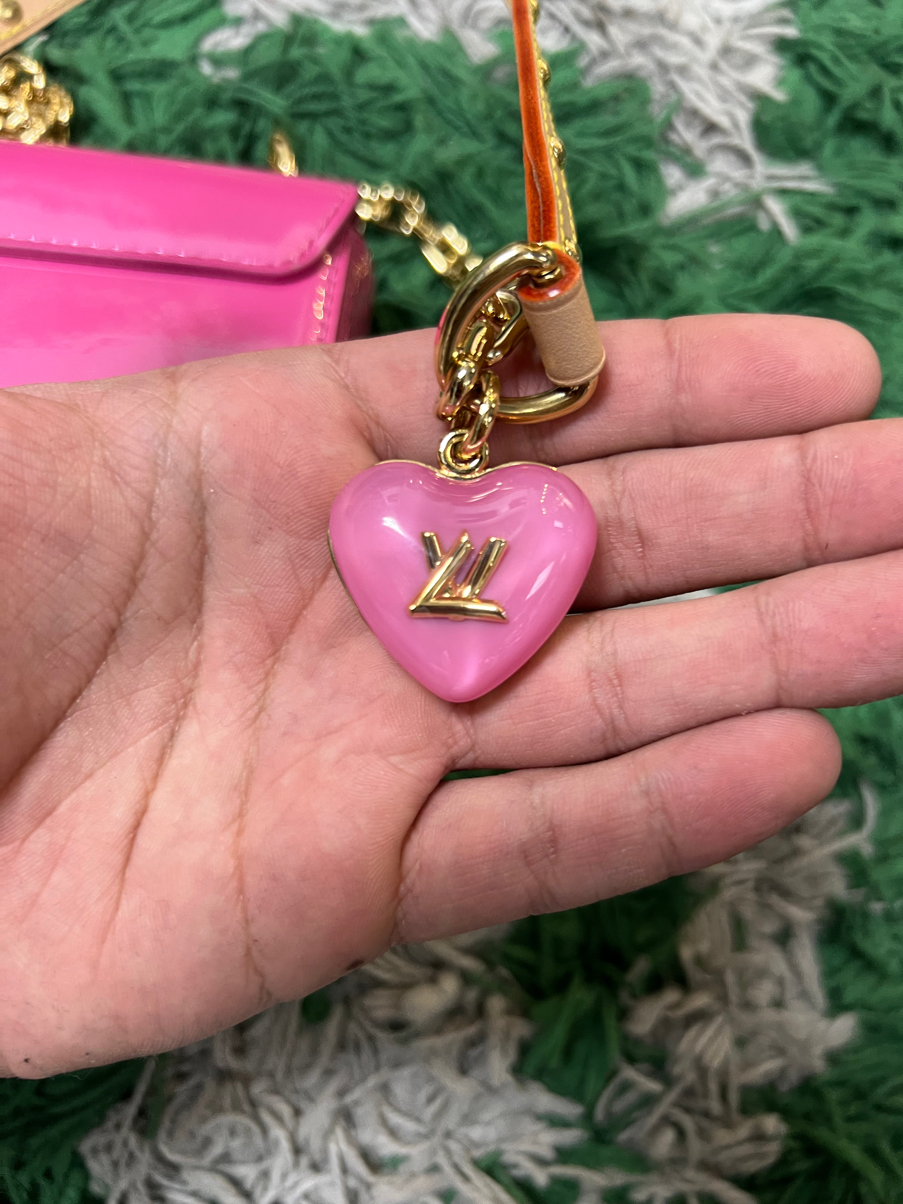 Louis Vuitton Pink Patent Chain Leather Bag Bag