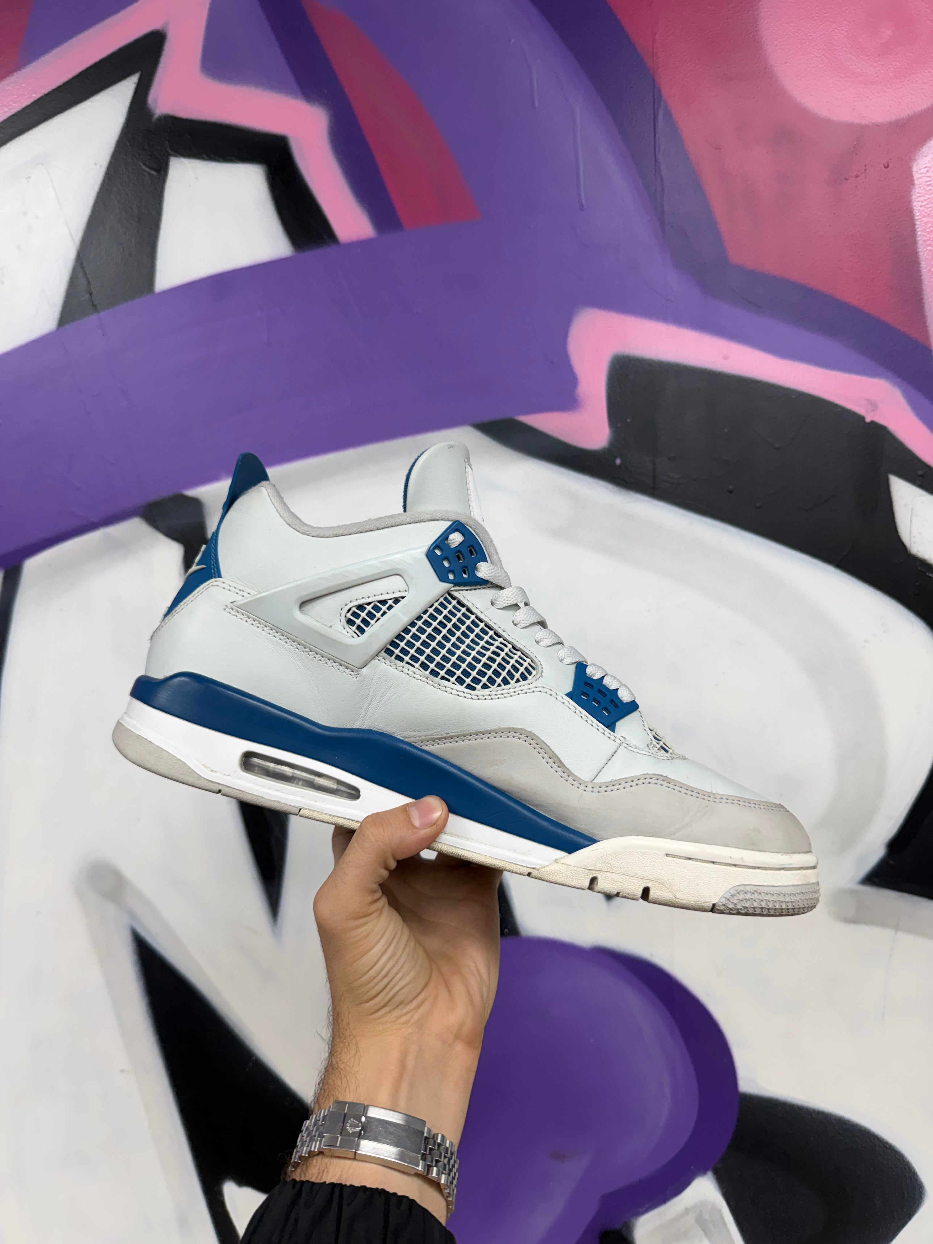 Jordan 4 Military Blue Sneakers