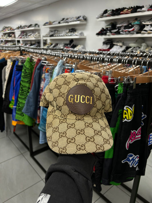 Gucci Brown Mono Hat Used Medium