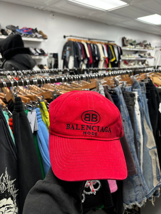Balenciaga BB Mode Dad Cap Red Black Used OS N/A