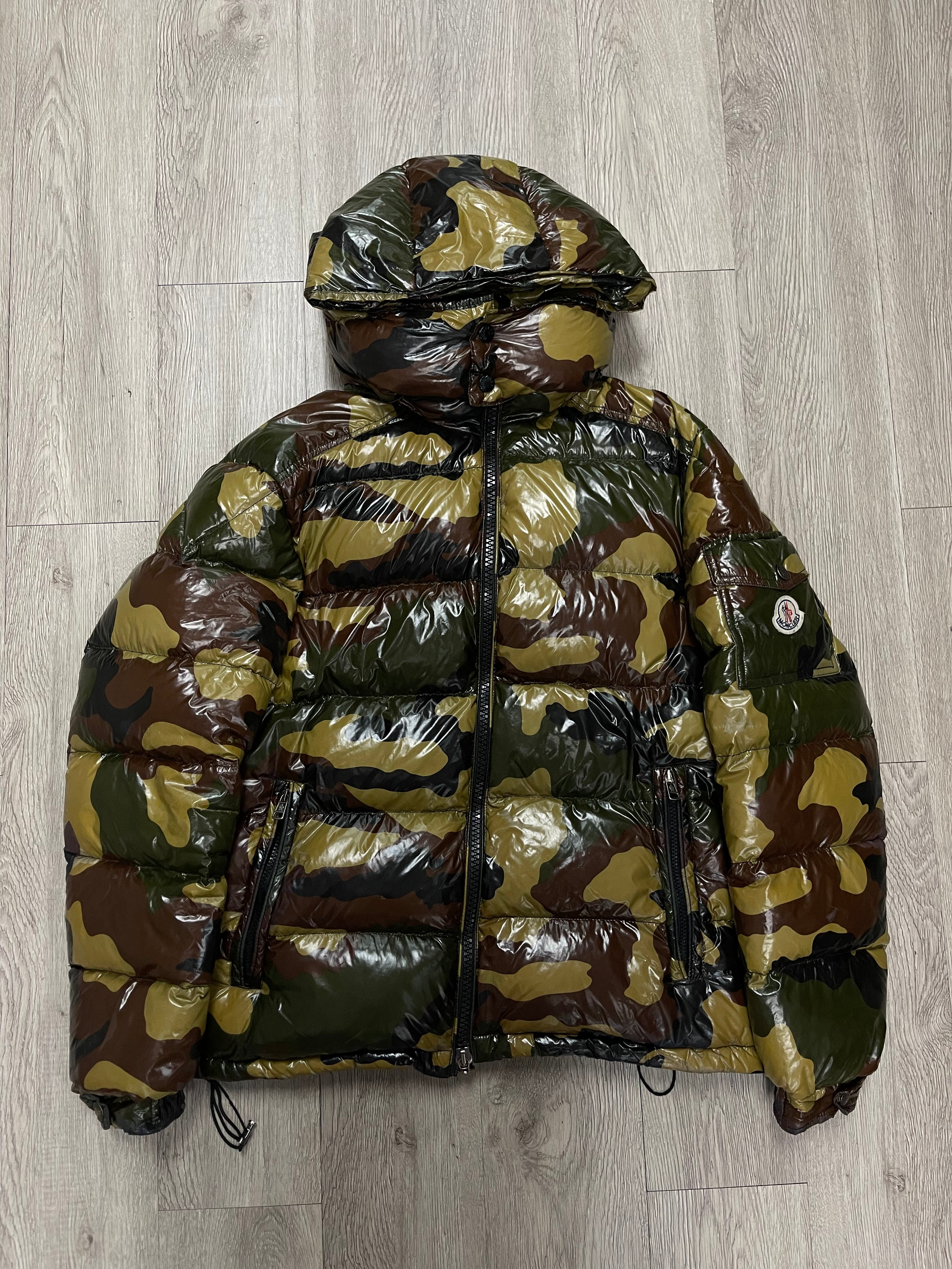 Moncler Maya Black Used XXL