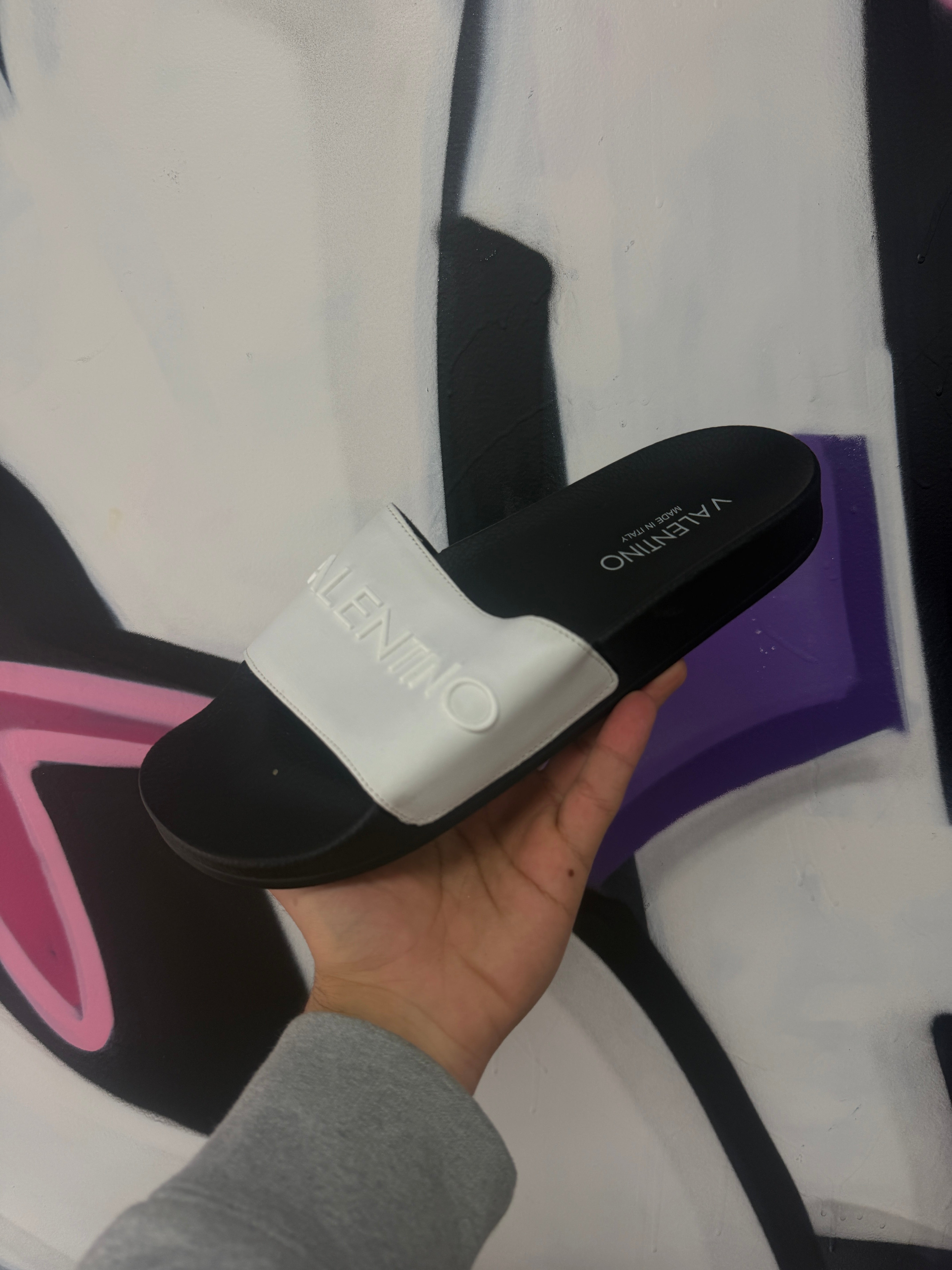 Valentino White Black Logo Slides