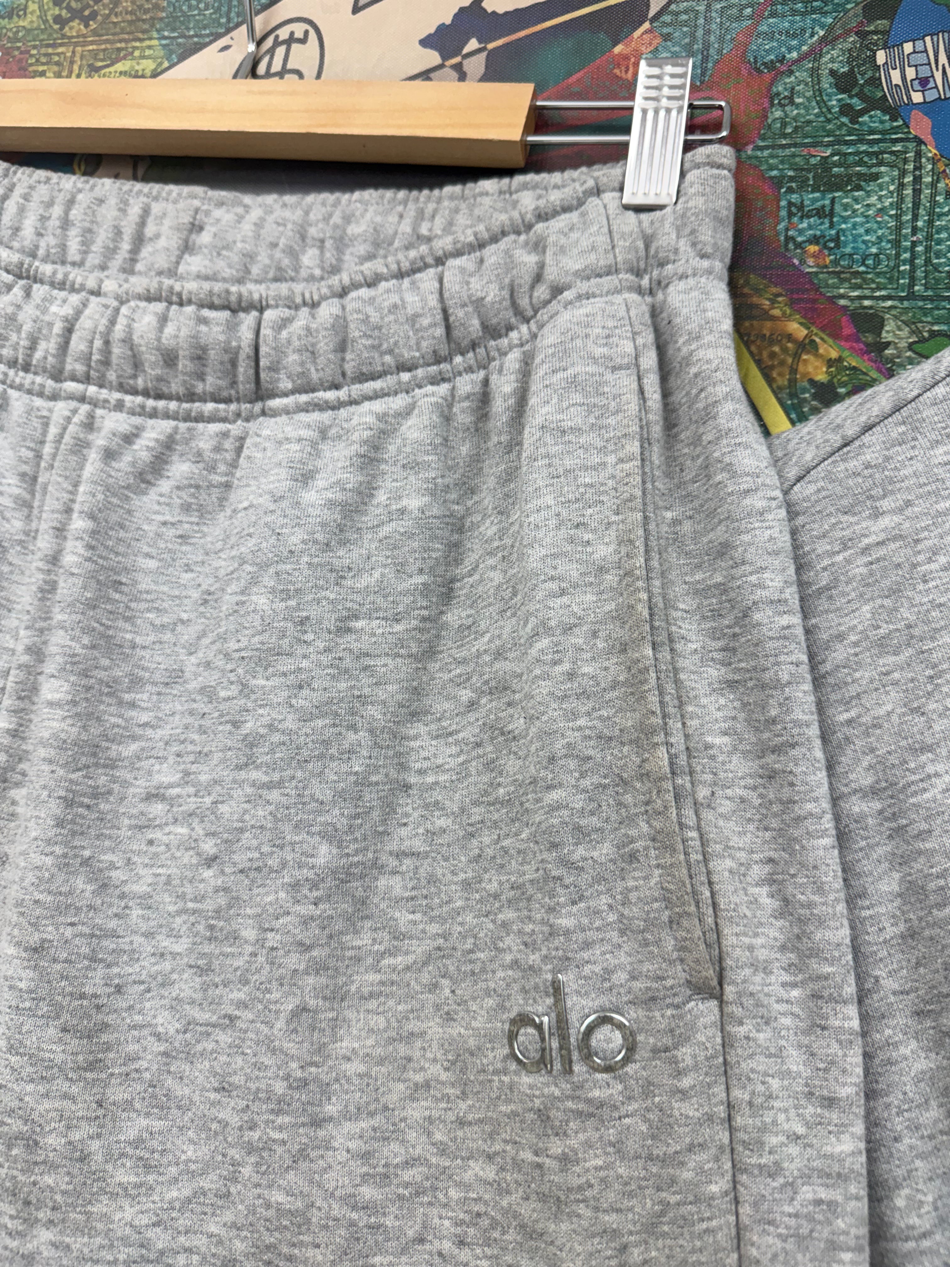 Alo Grey Accolade Quarter Zip Sweatsuit