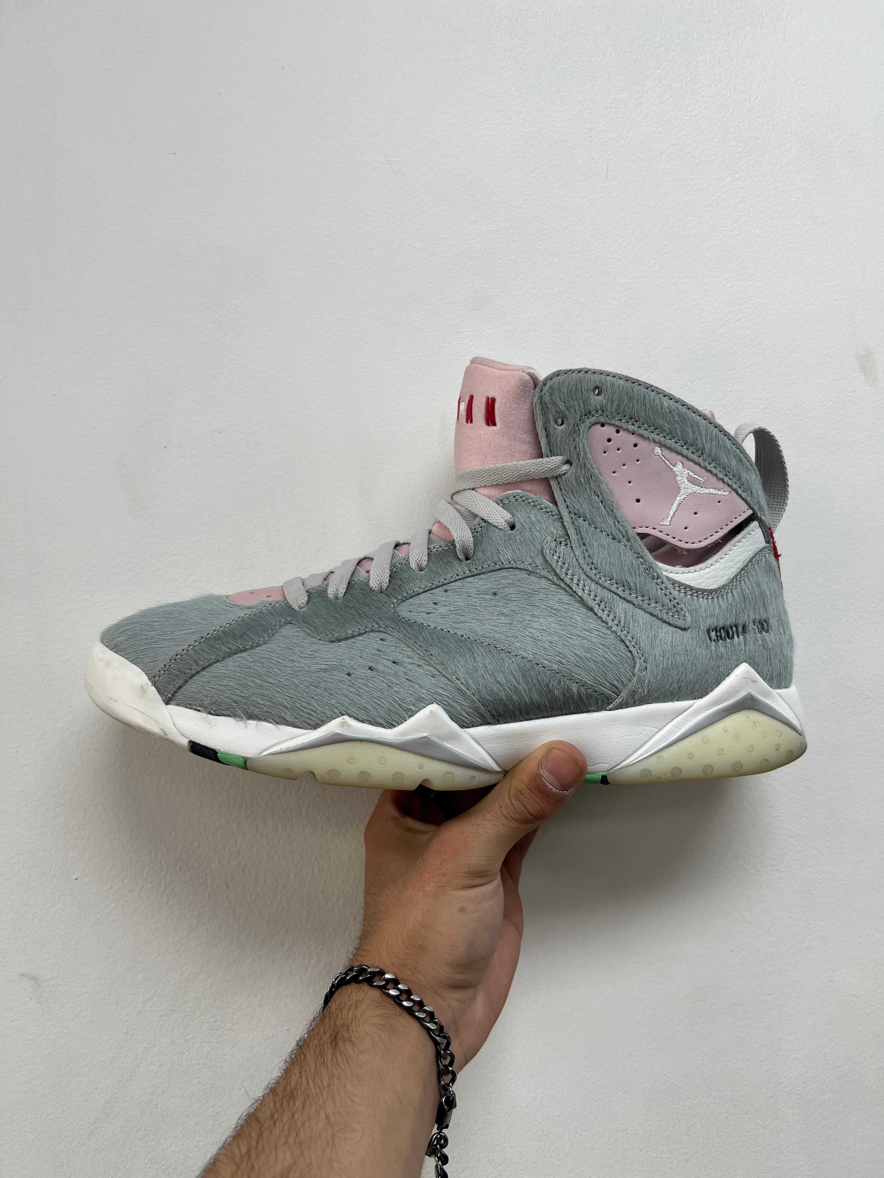 Jordan 7 Hare Sneakers