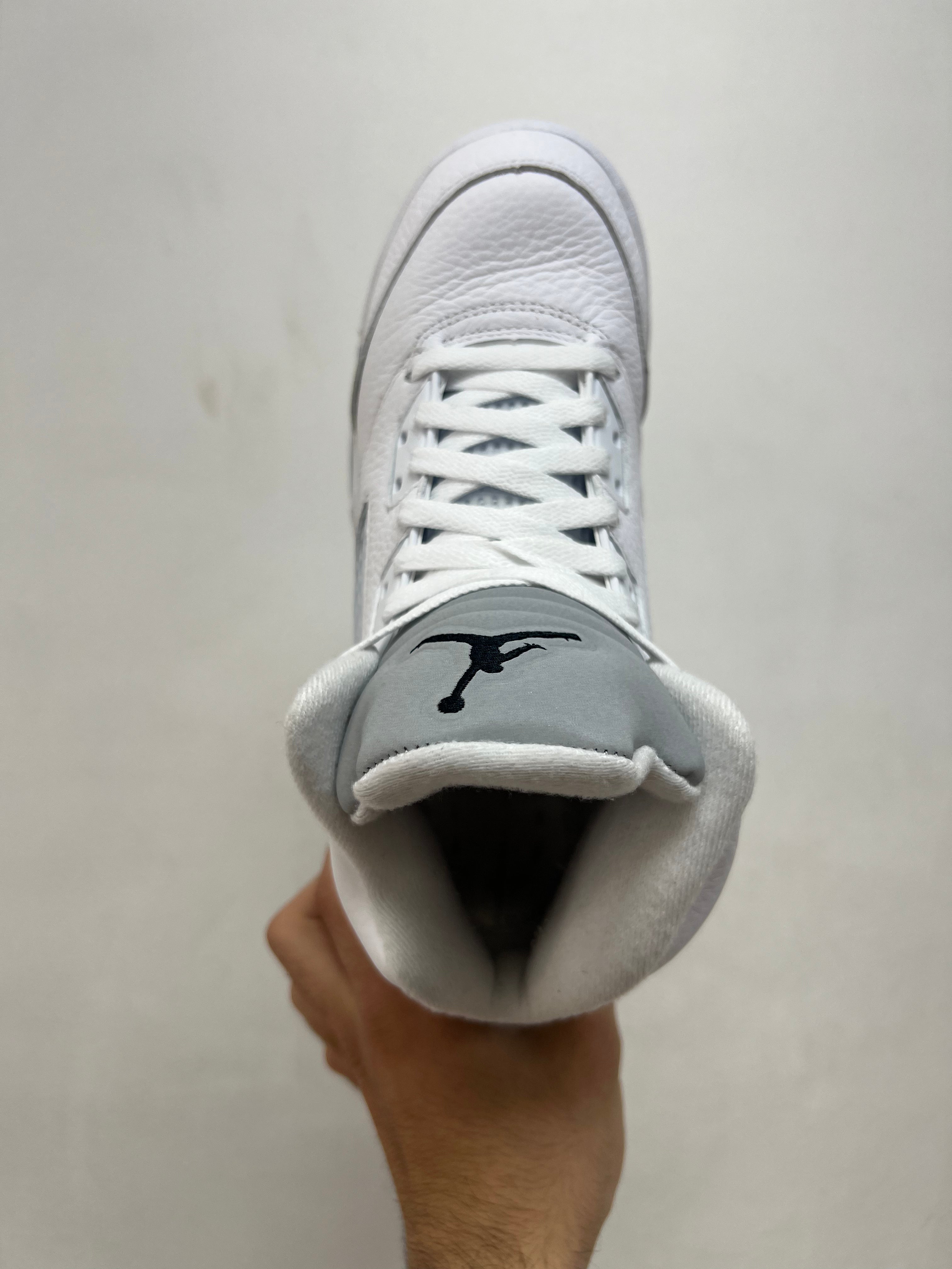 Jordan 5 White Metallic (No Insoles) Sneakers