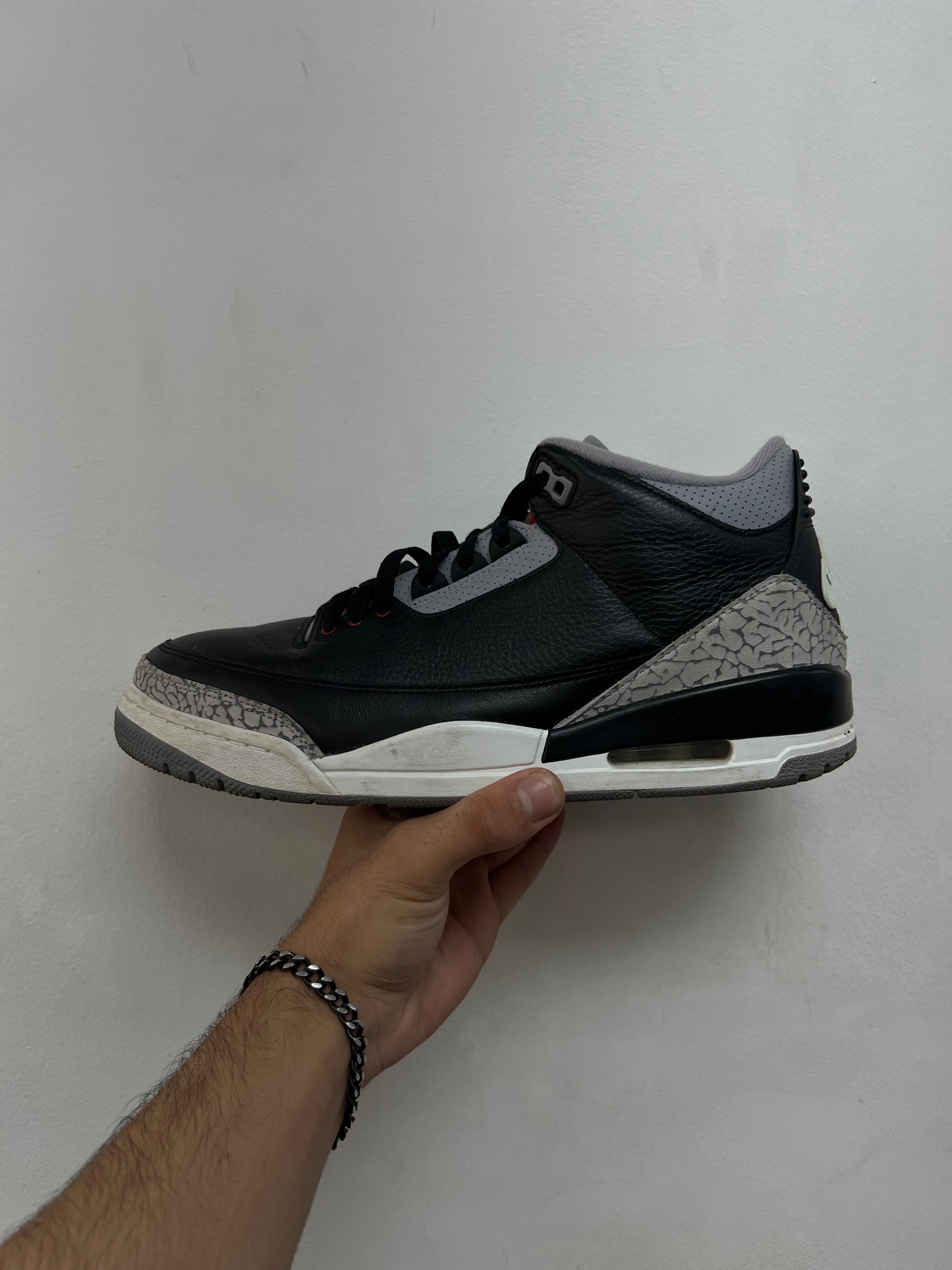 Jordan 3 Black Cement Sneakers