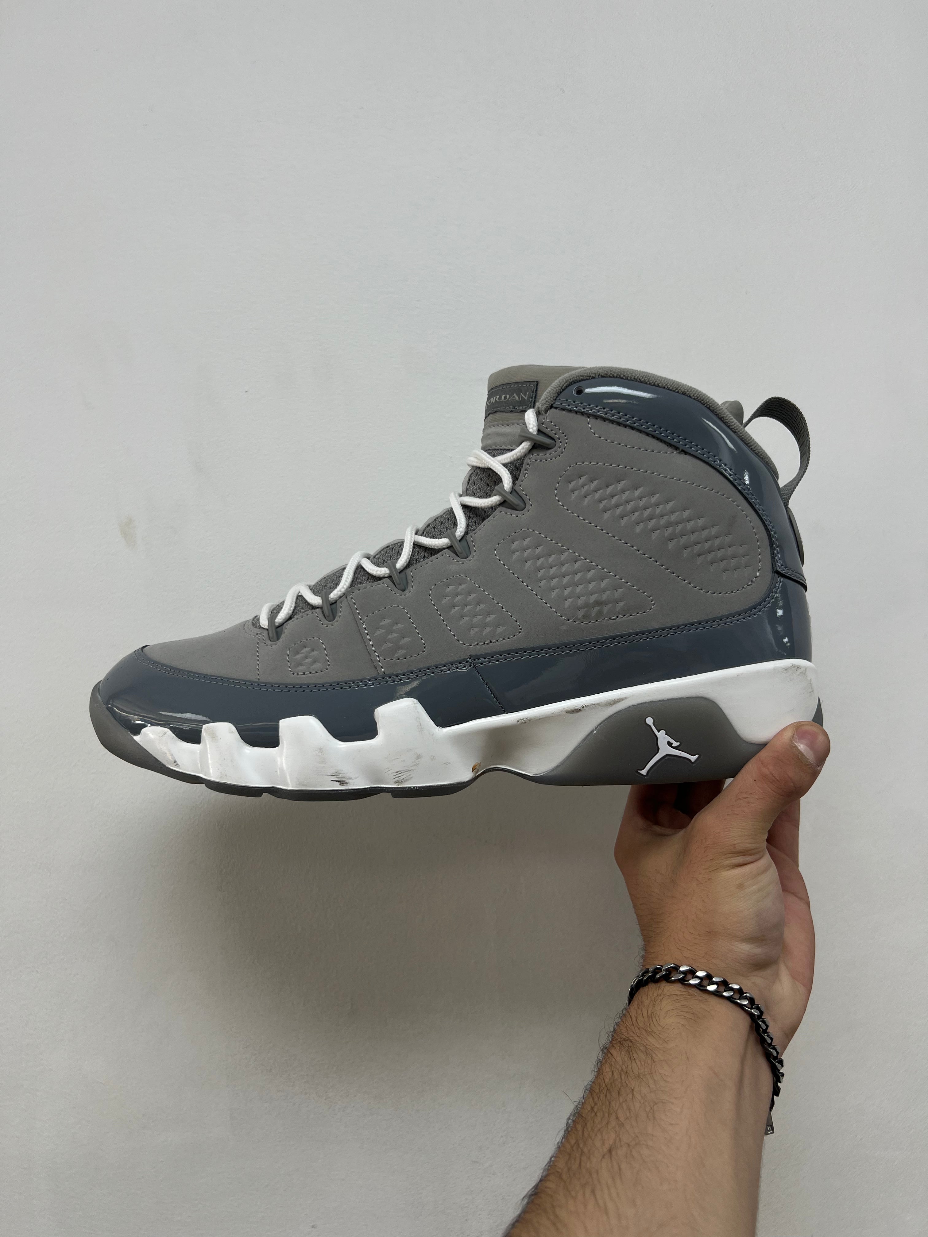 Jordan 9 Cool Grey Sneakers