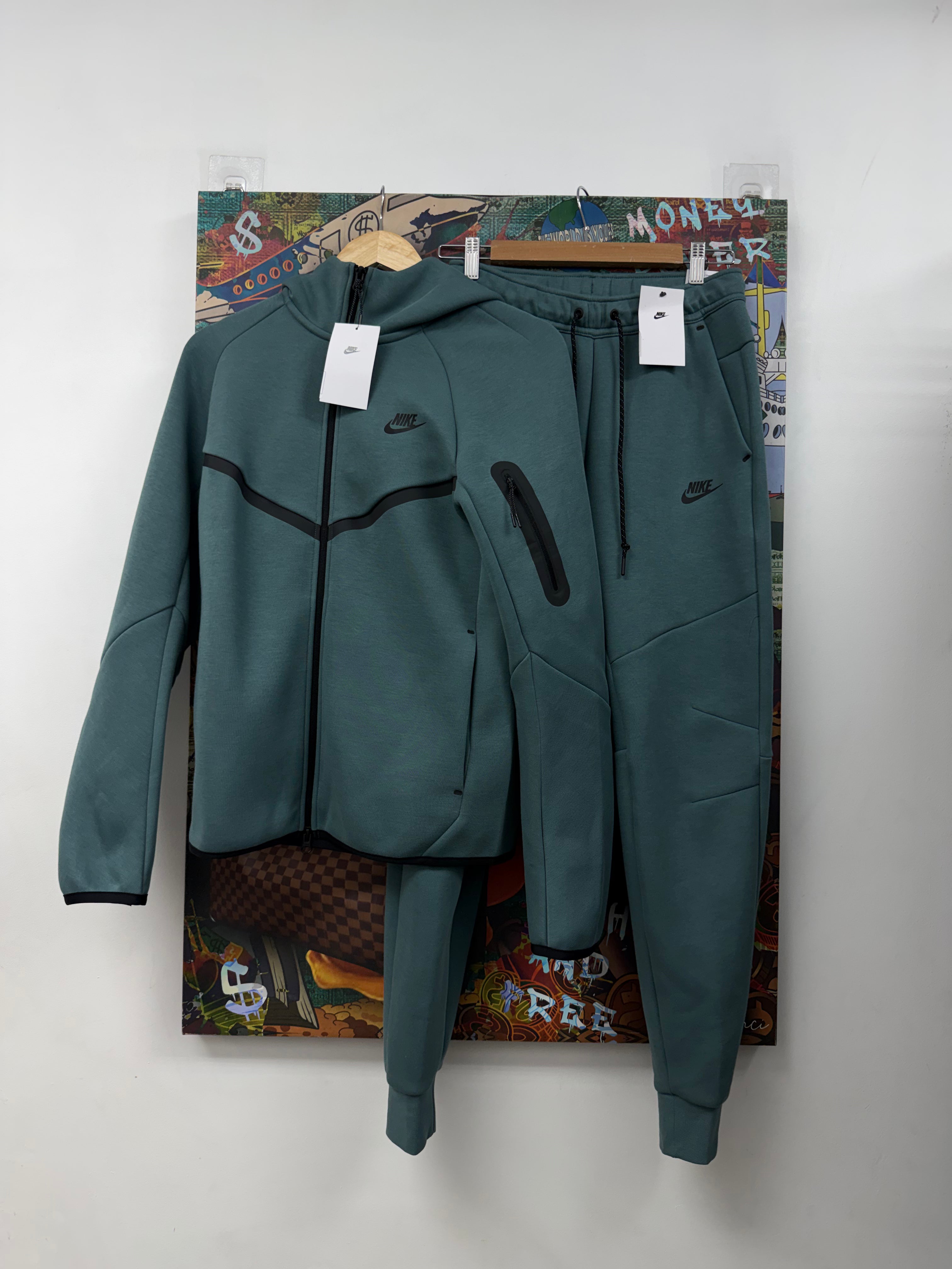 Nike Seal Grey Tech Sweatsuit