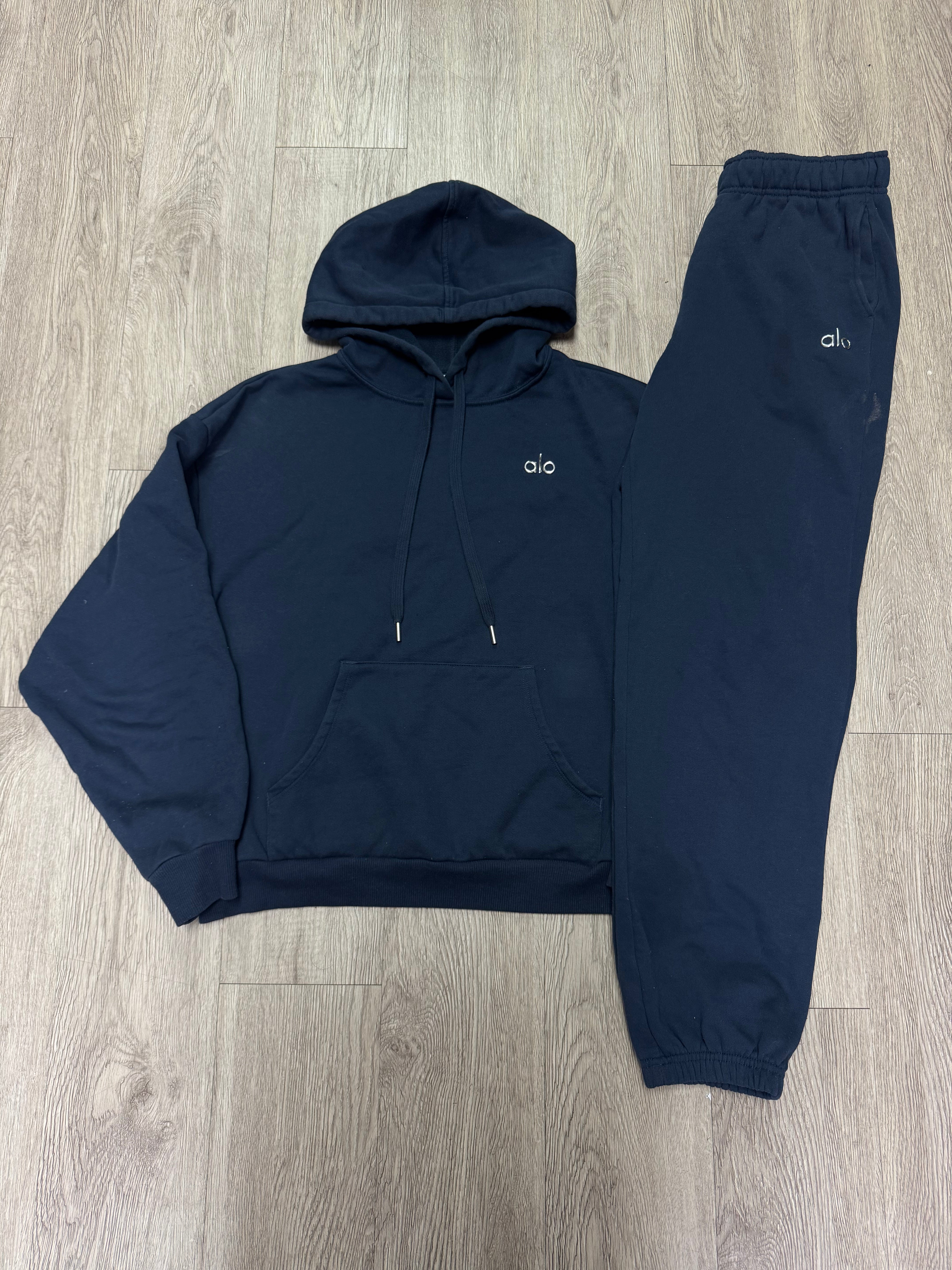 Alo Navy Accolade Sweatsuit