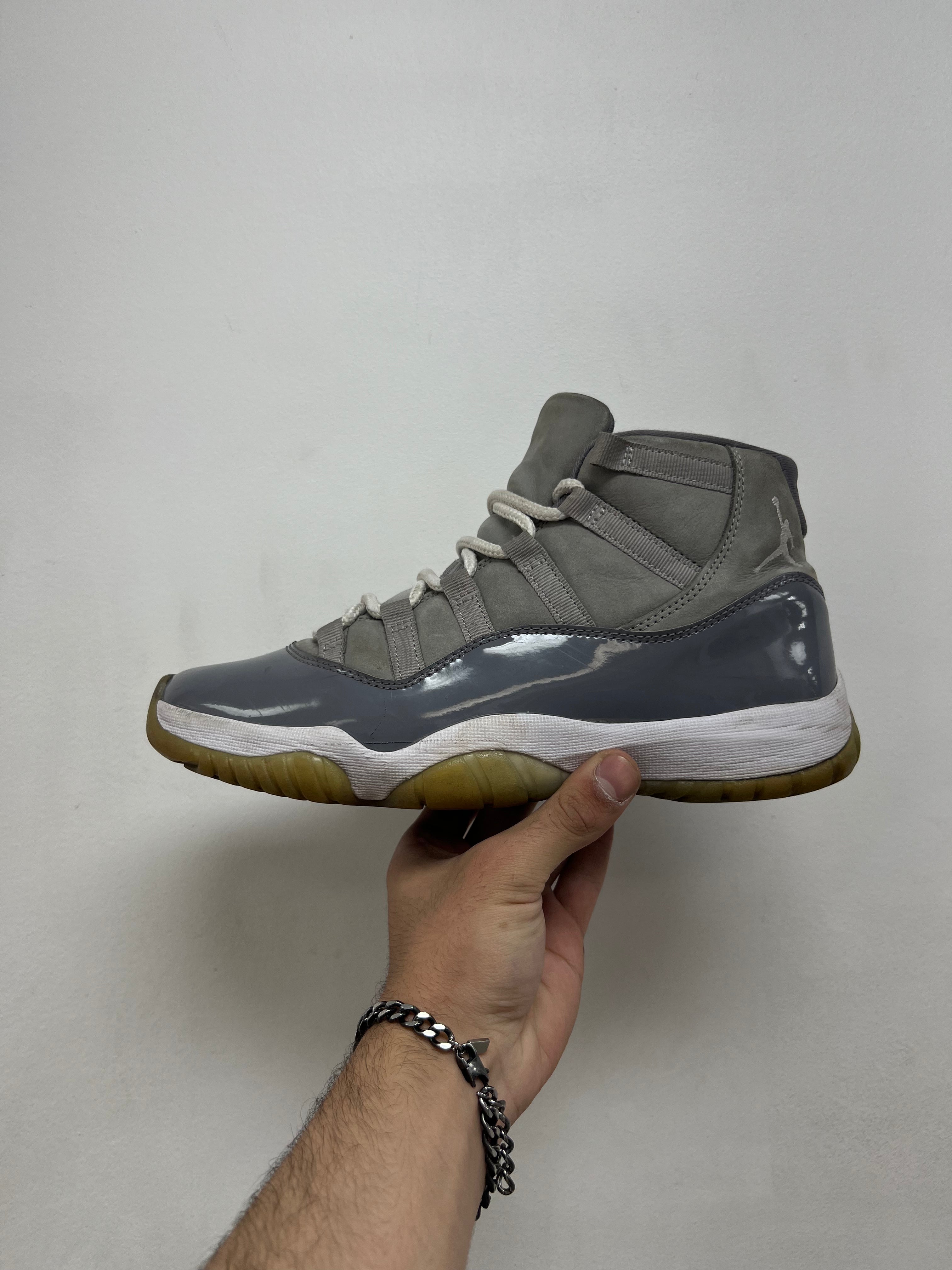 Jordan 11 Cool Grey Sneakers