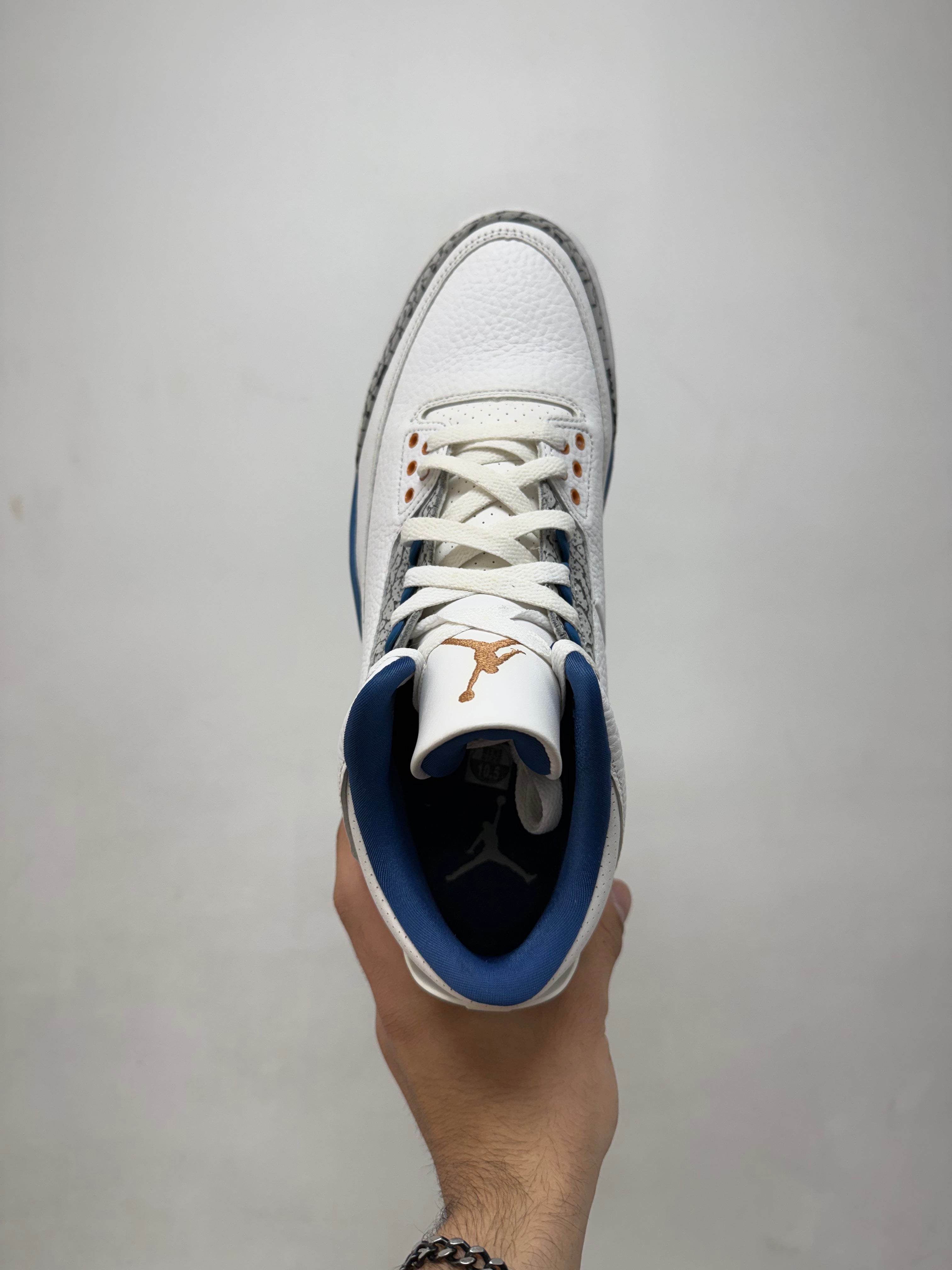 Jordan 3 Wizards Sneakers
