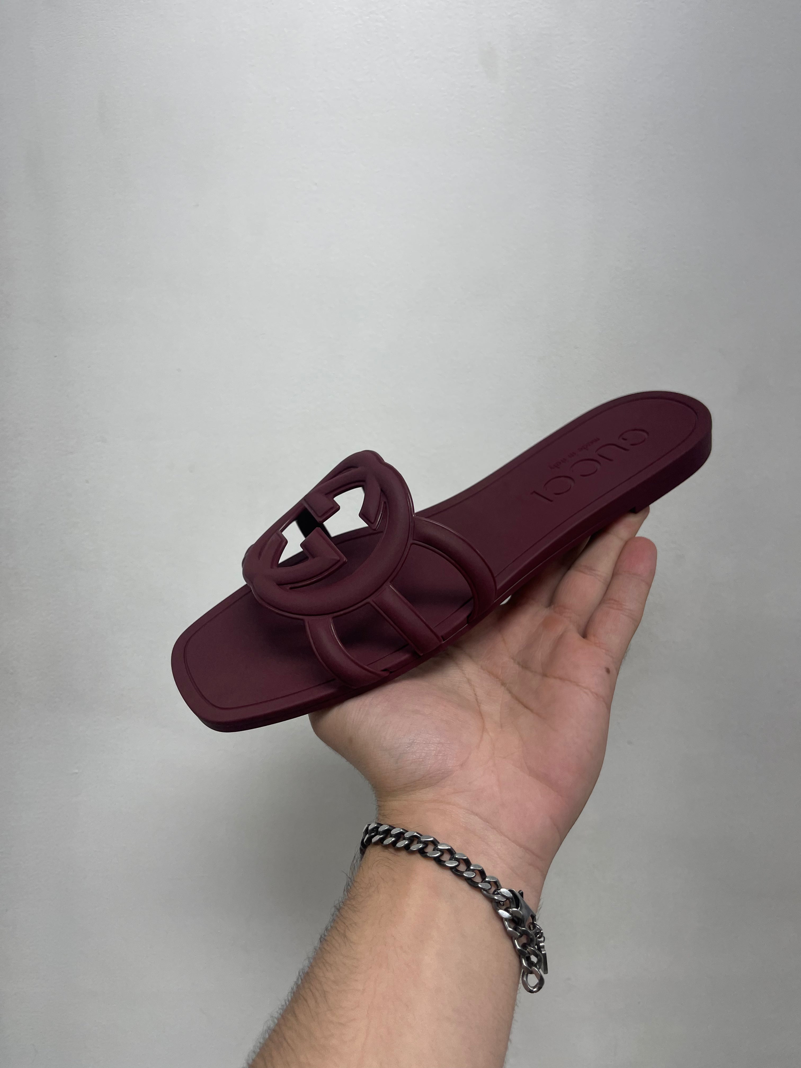 Gucci Rubber Interlocking G Sandals