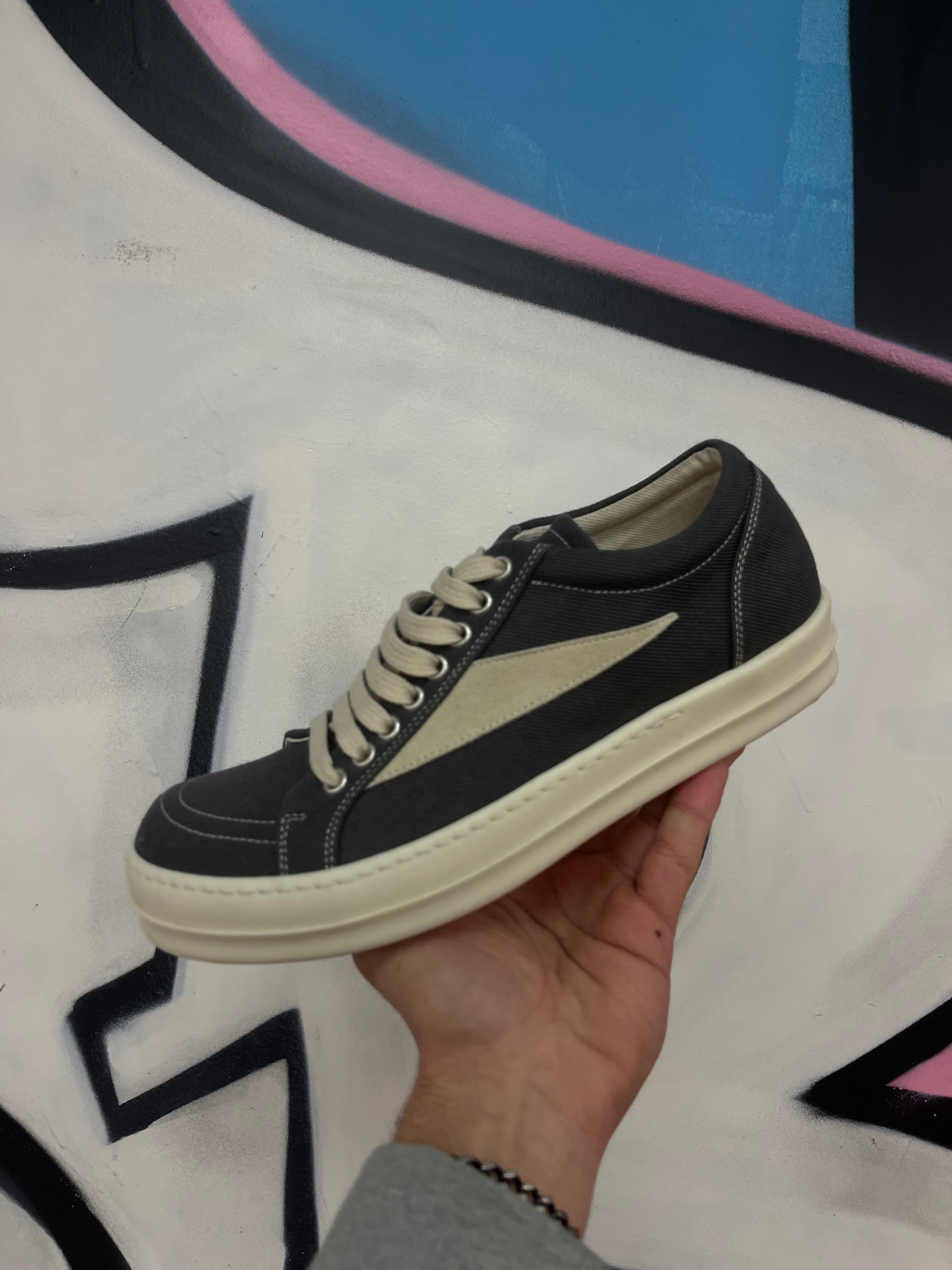 Rick Owens Vintage Low Pearl Milk Sneakers