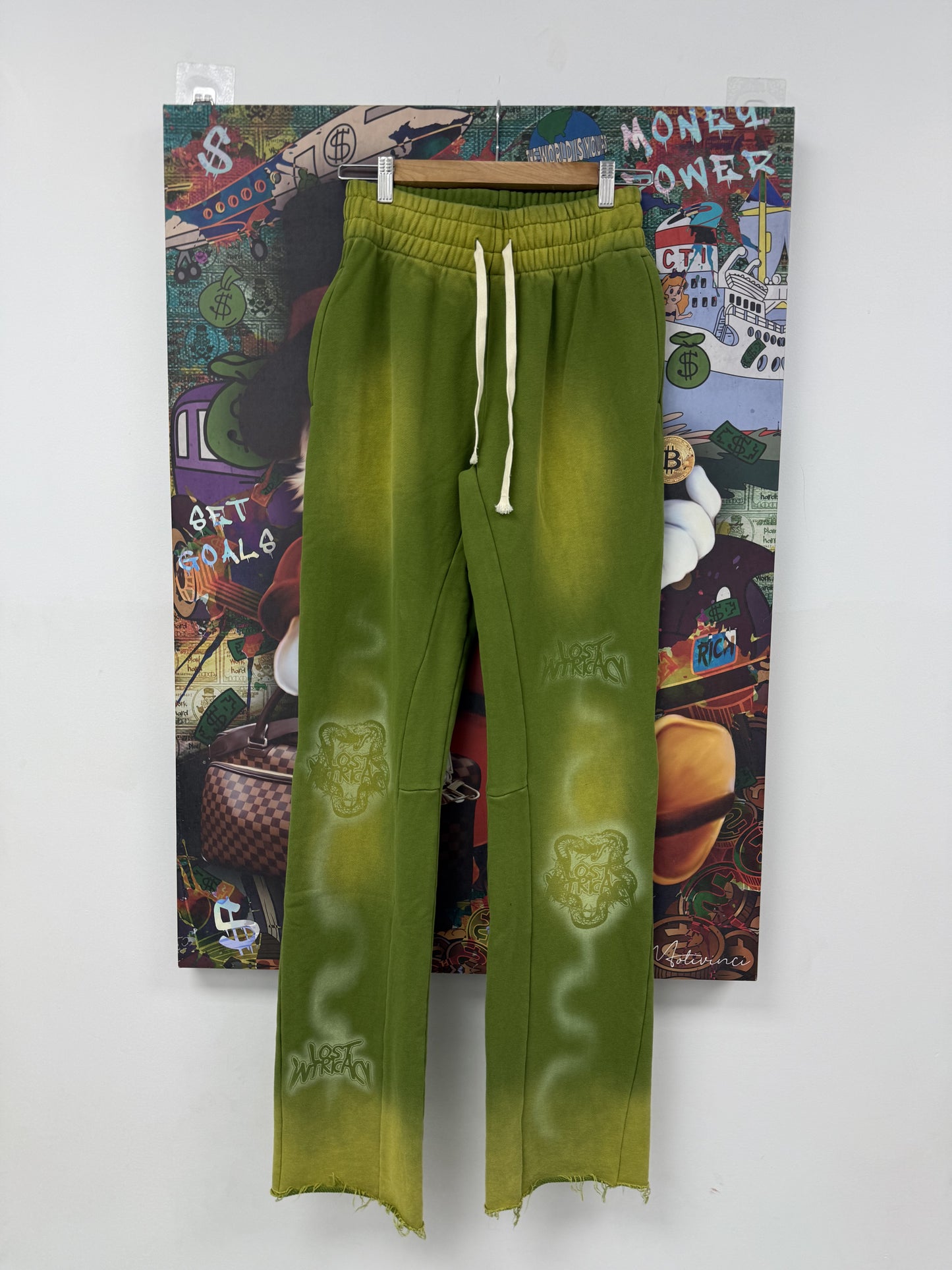 Lost Intricacy Sweats Green