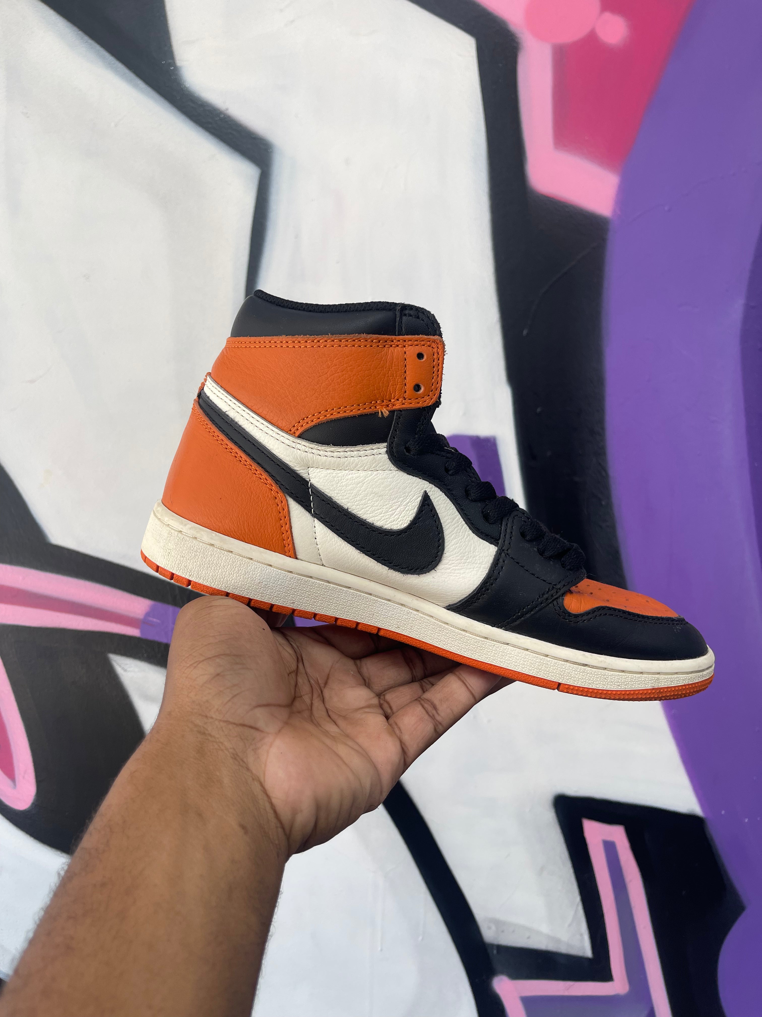 Jordan 1 Shattered Backboard Sneakers