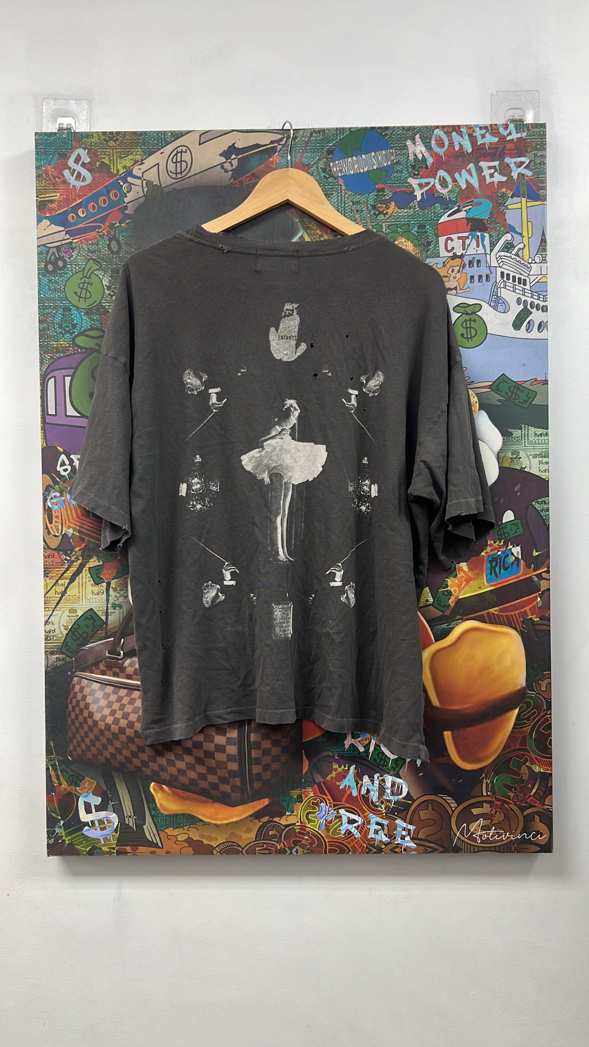ENFANTS RICHES DÉPRIMÉS Bed Of Nails Tee