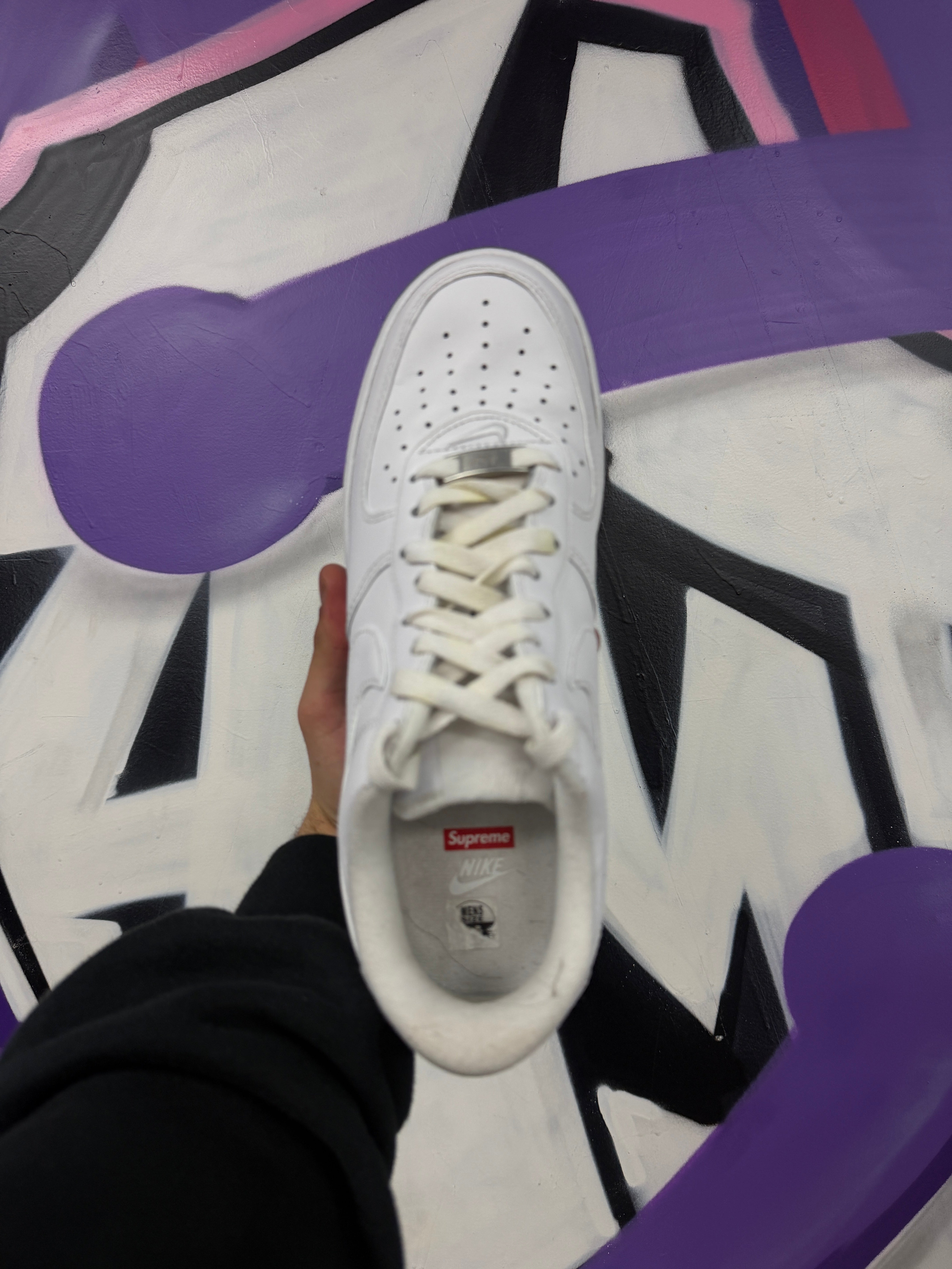 Nike AF1 Supreme Sneakers