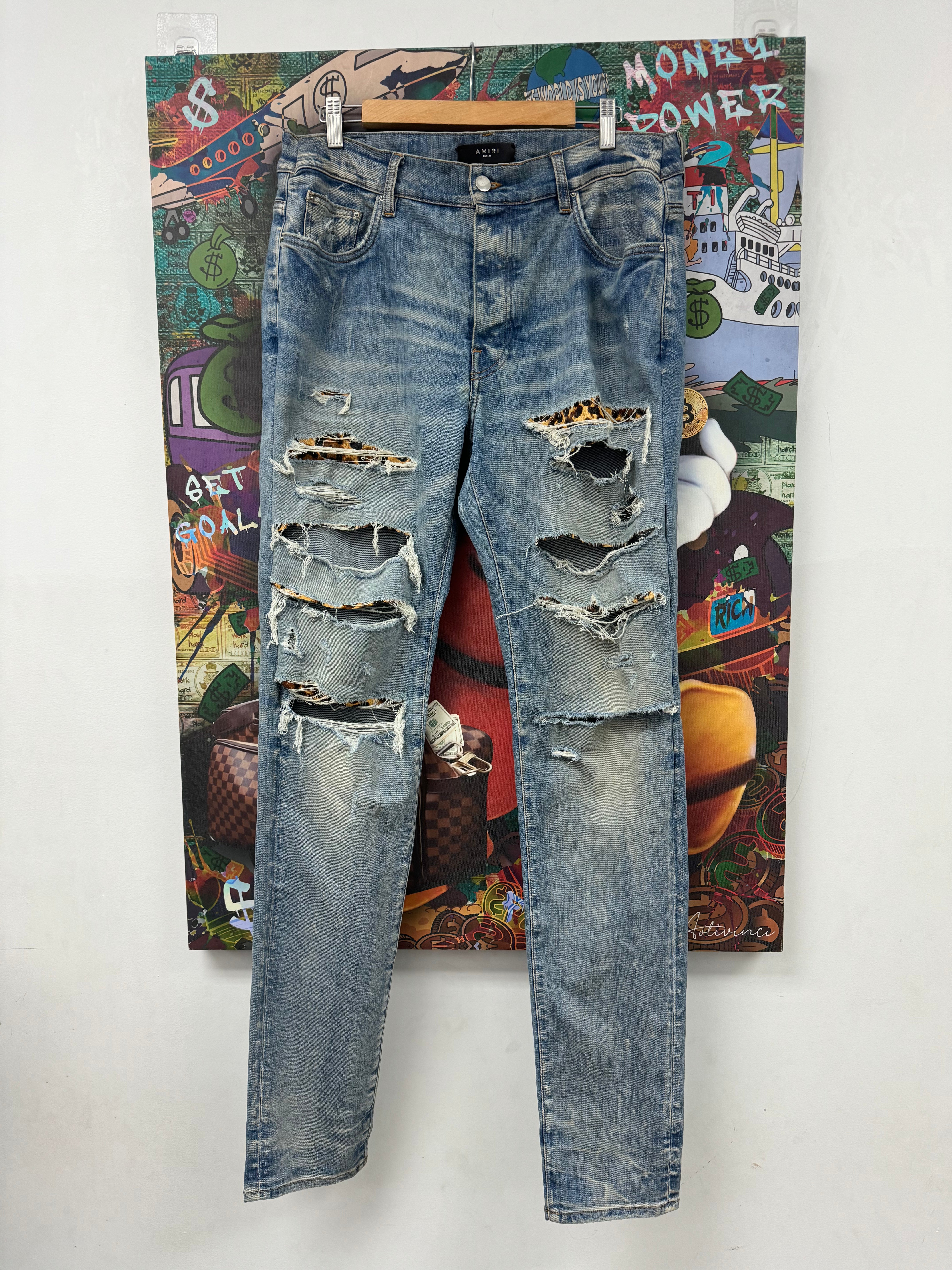 Amiri Jeans Light Wash Leopard Patch Used 36