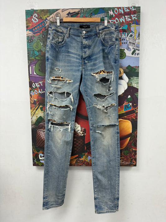 Amiri Jeans Light Wash Leopard Patch Used 36 N/A