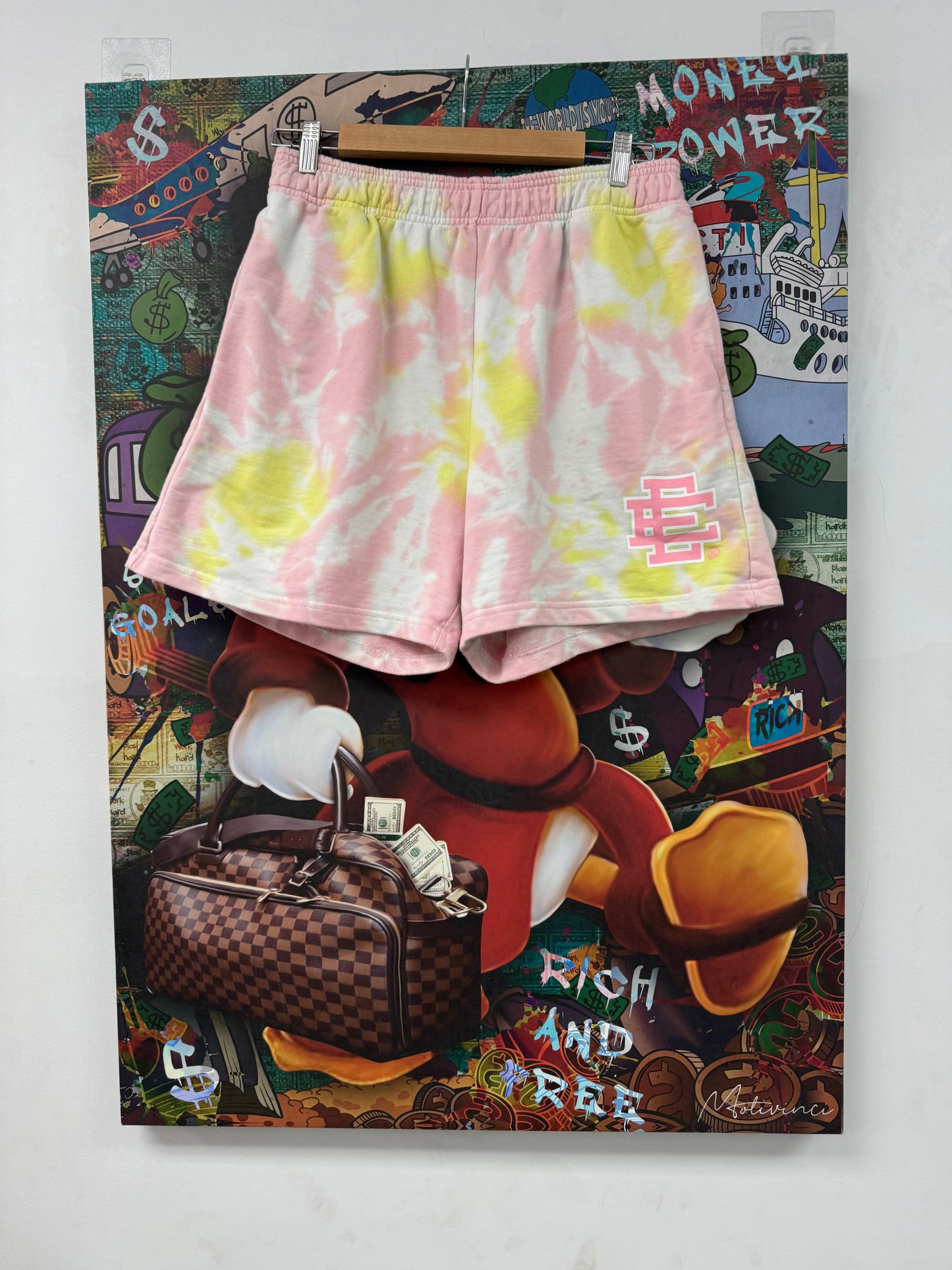 EE Shorts Tye Dye Used Large
