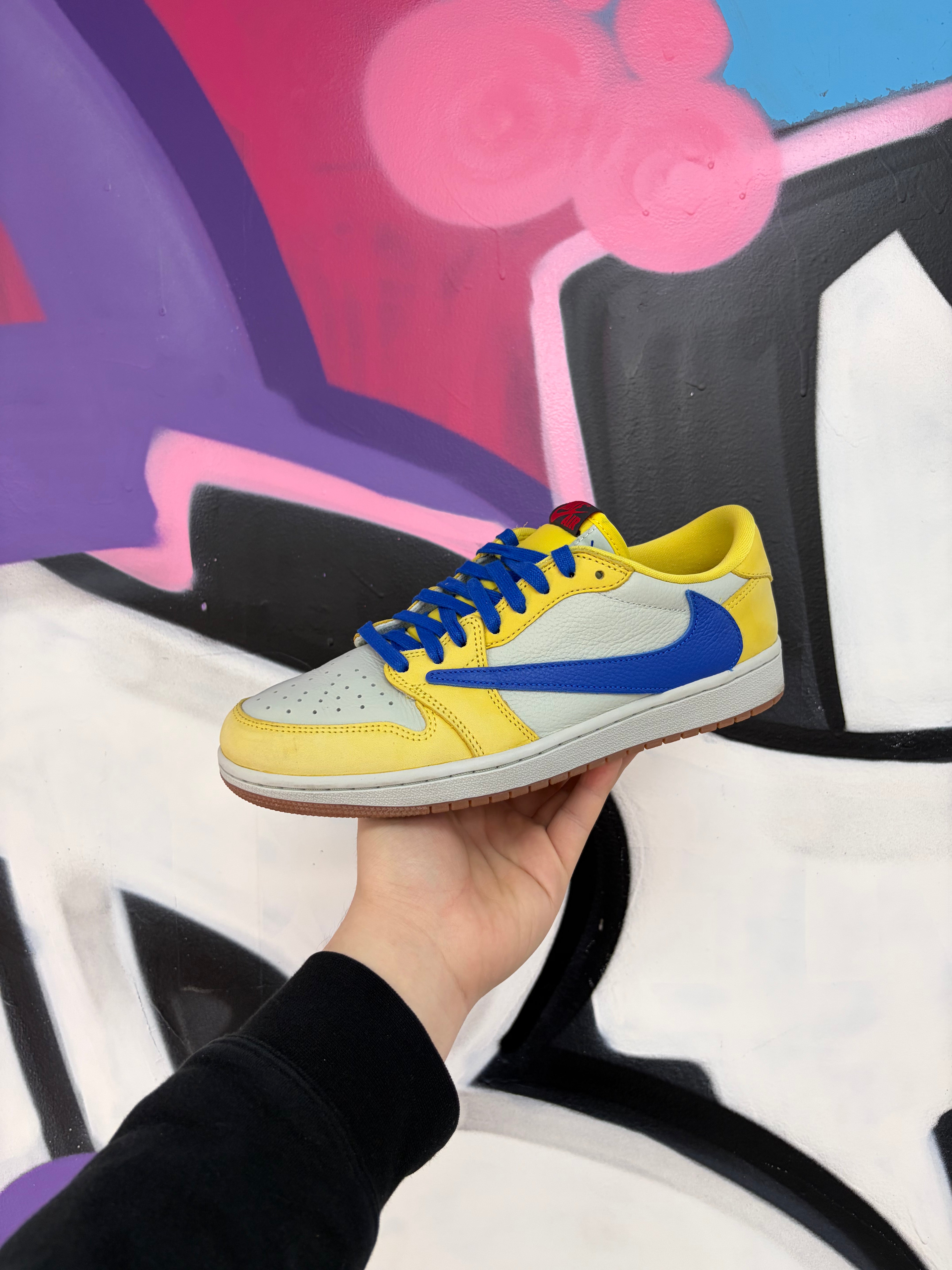 Jordan 1 Low Travis Scott Canary Sneakers