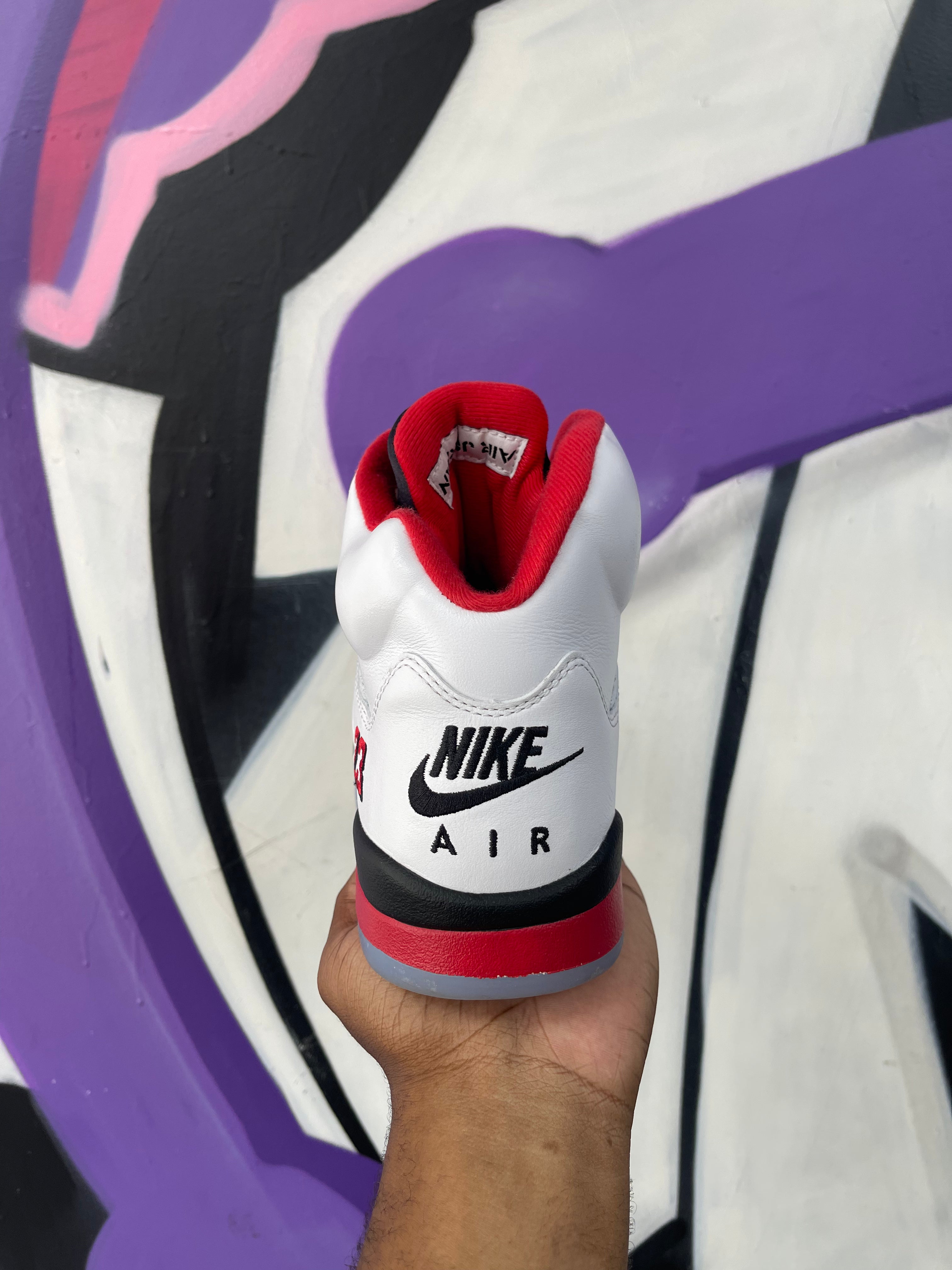 Jordan 5 Fire Red Sneakers